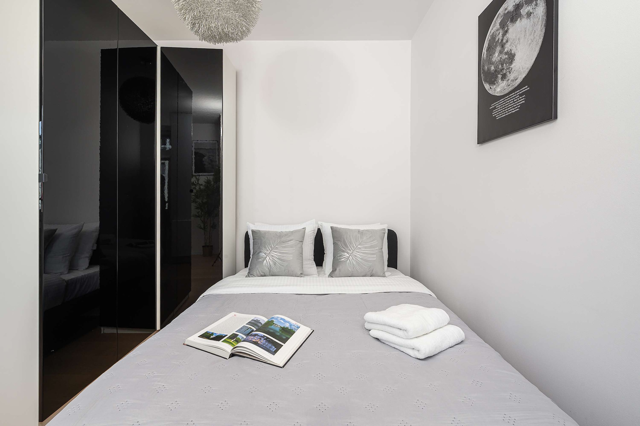 176 Żelazn59/1205(4) - Schlafzimmer