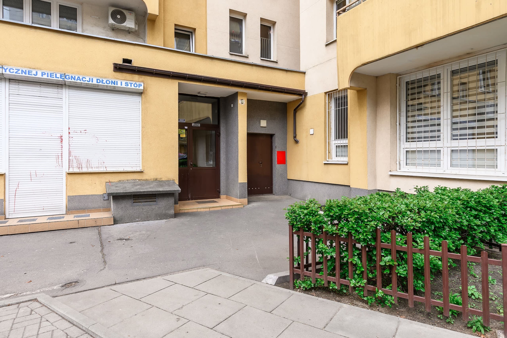 Exterior Summer