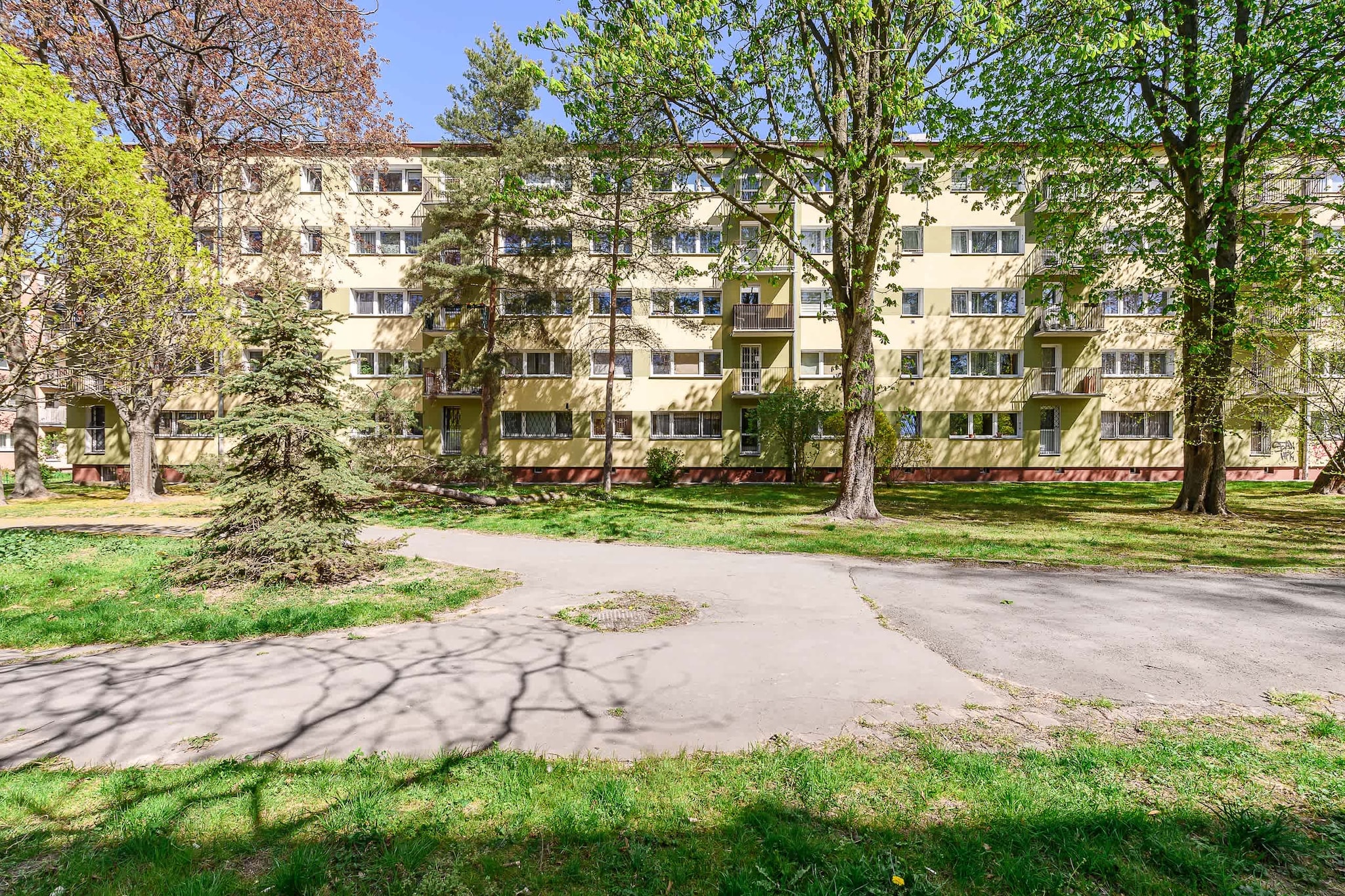 Exterior Summer