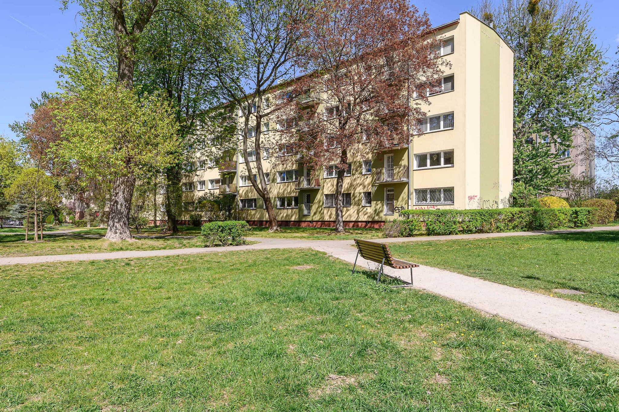 Exterior Summer