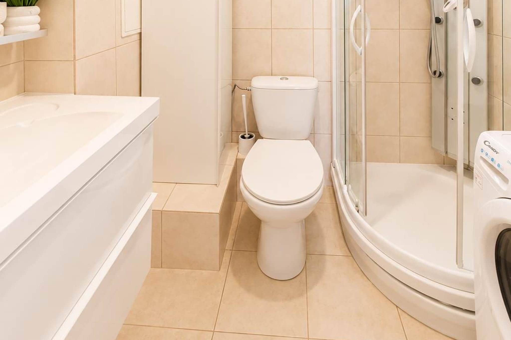 181. Senat 40/54 (4) - Badezimmer