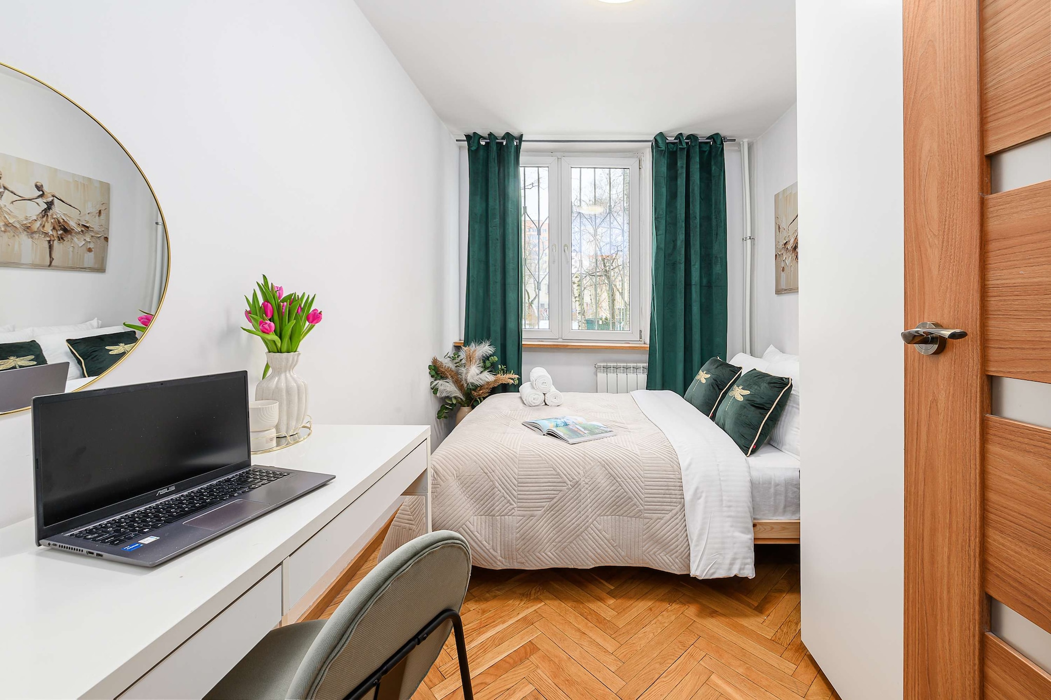 Bed Room