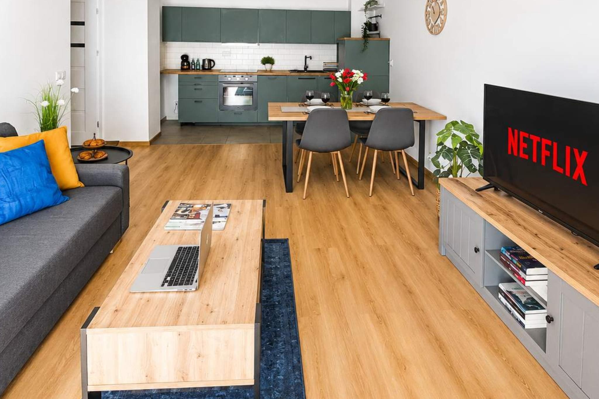 037.Mickiew 4a/65(4) - Living room