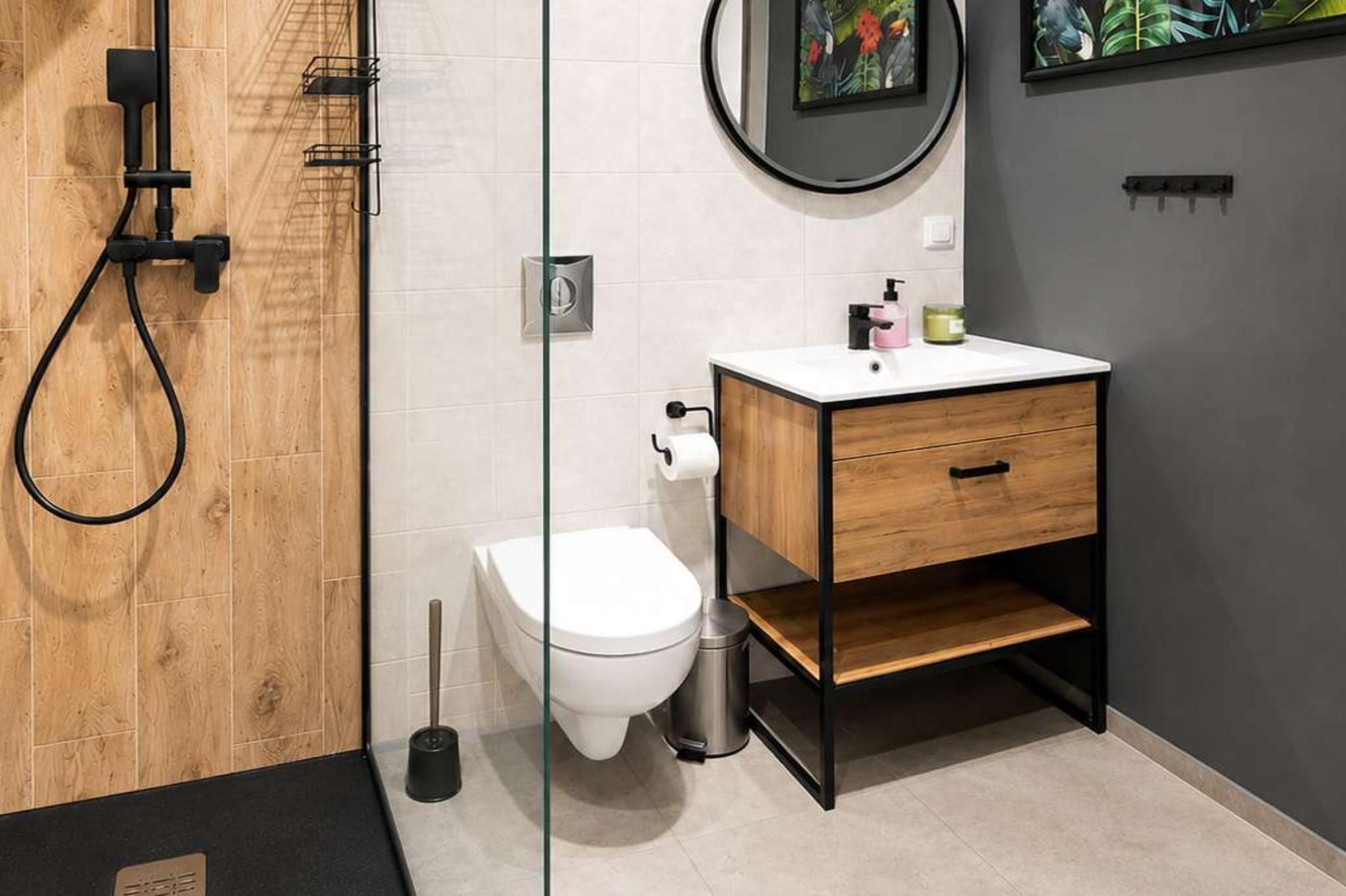 037.Mickiew 4a/65(4) - Bathroom