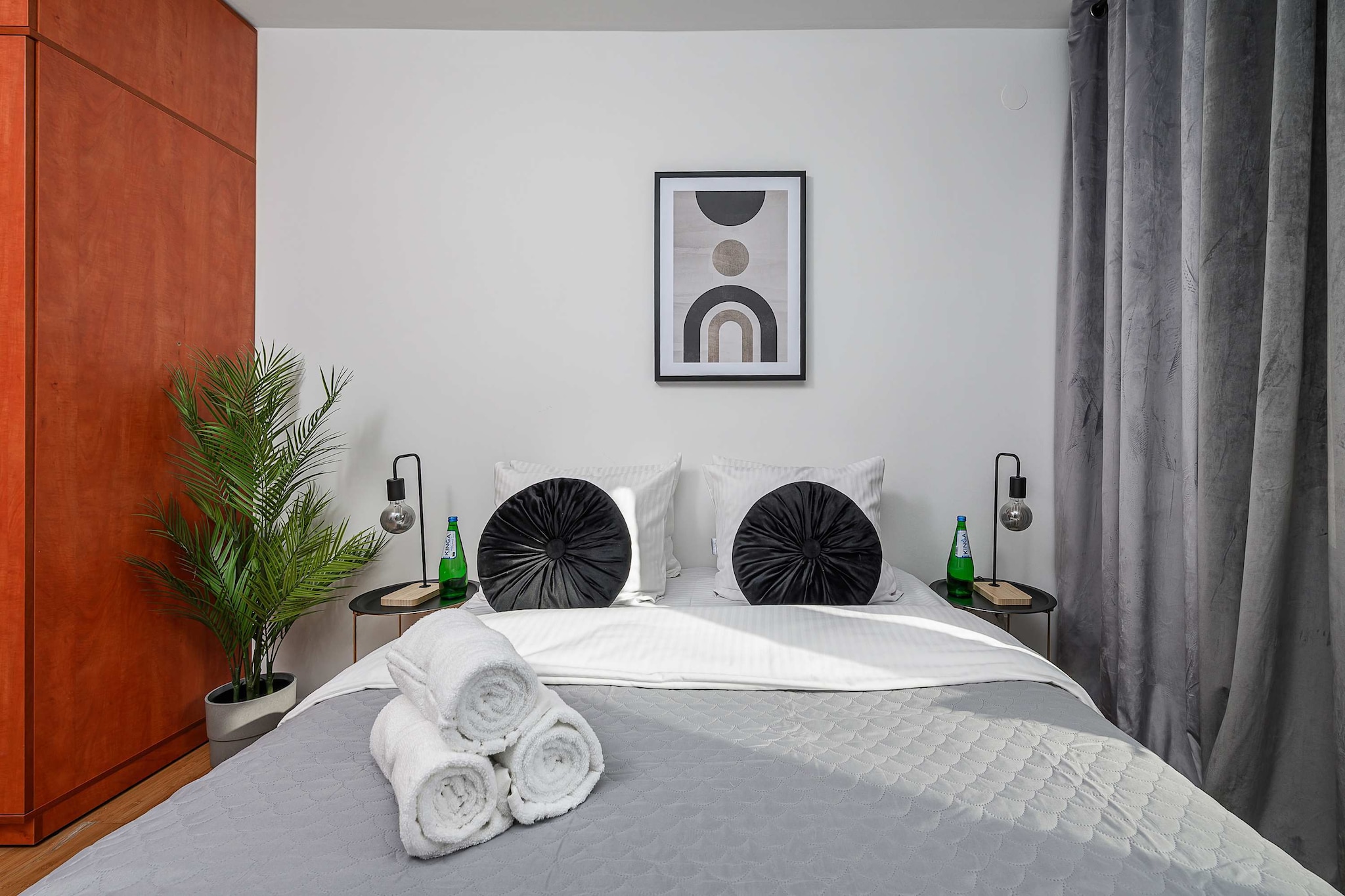 Bed Room