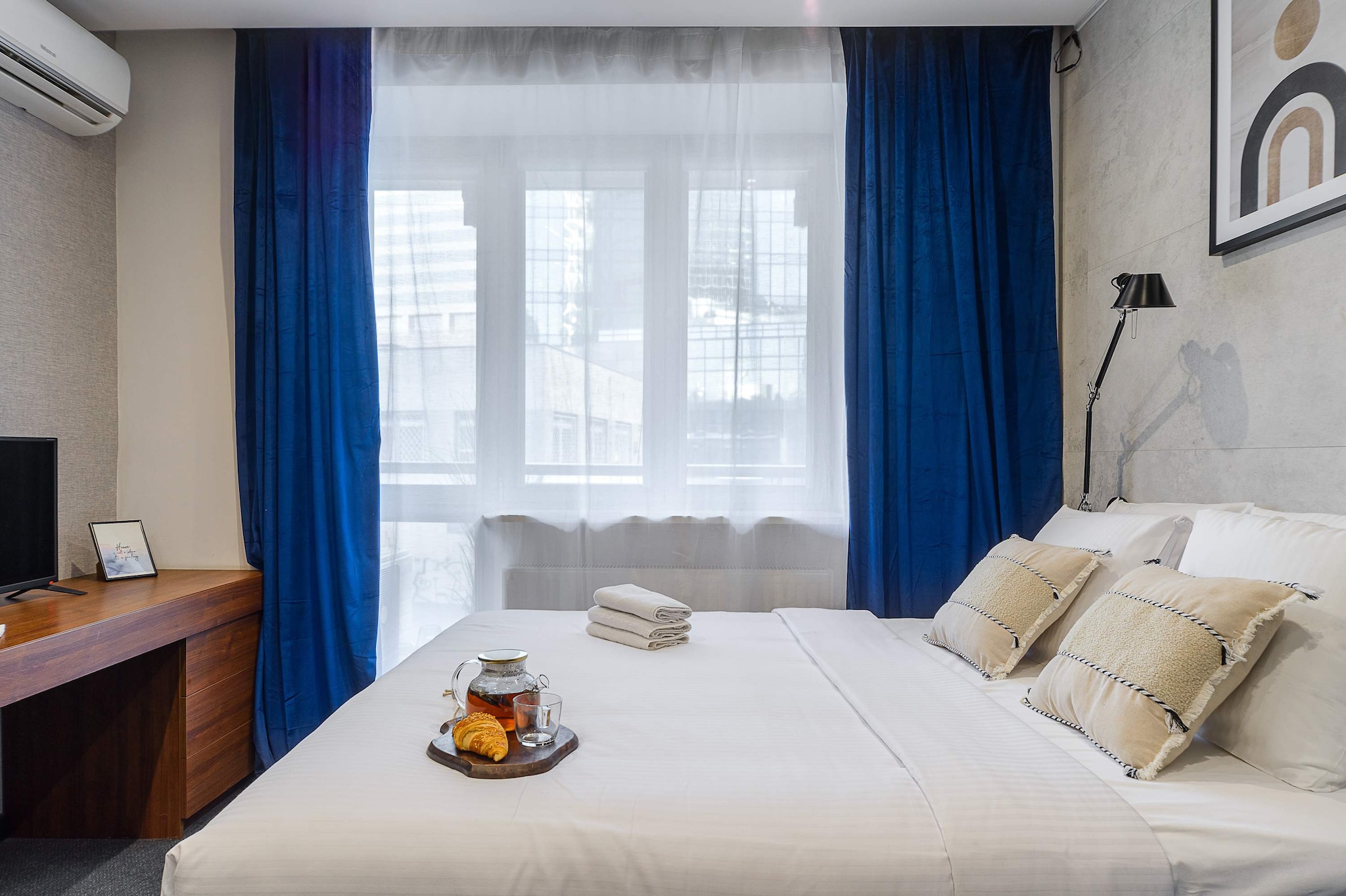 Bed Room