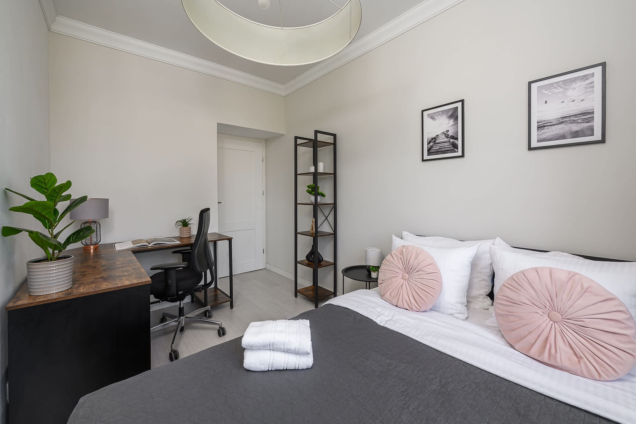 Bed Room