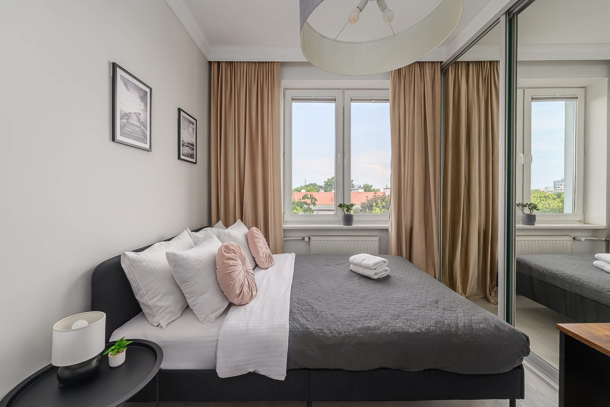 Bed Room