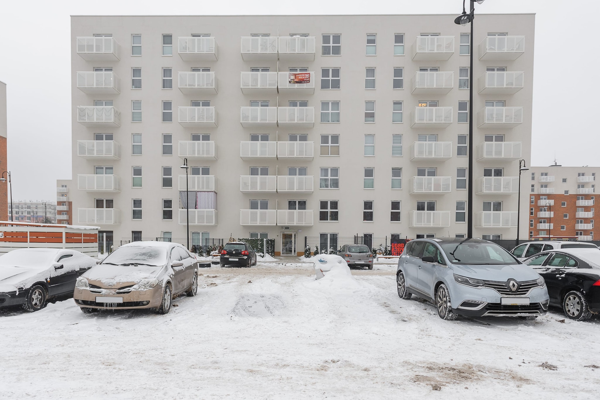 011.Wróbl21J/49(4)* - Exterior in winter