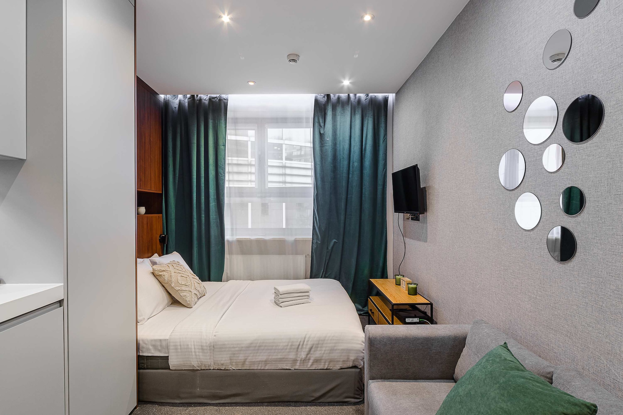 Bed Room