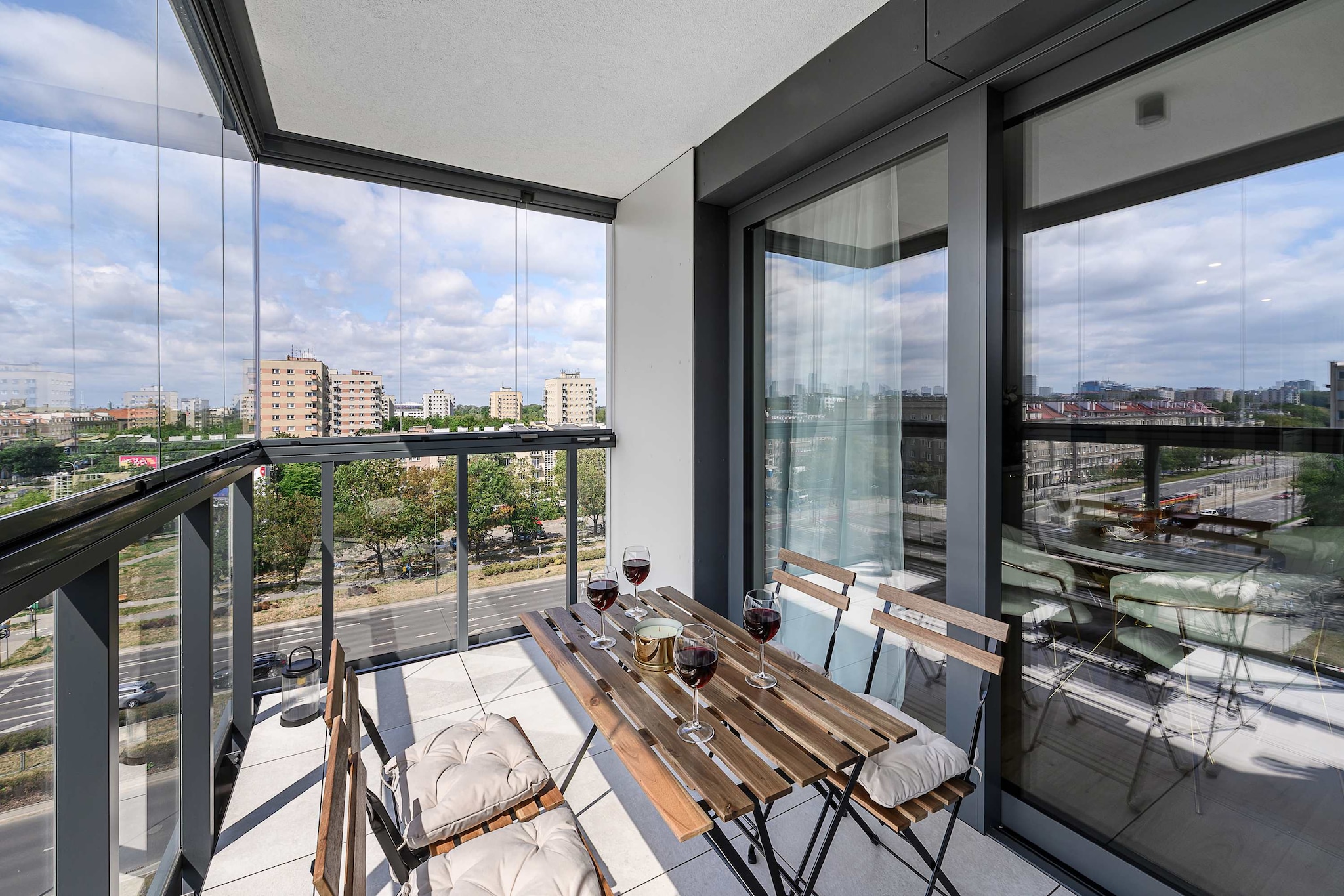 184 AWalcząc 2/24(4) - Terrasbalkon