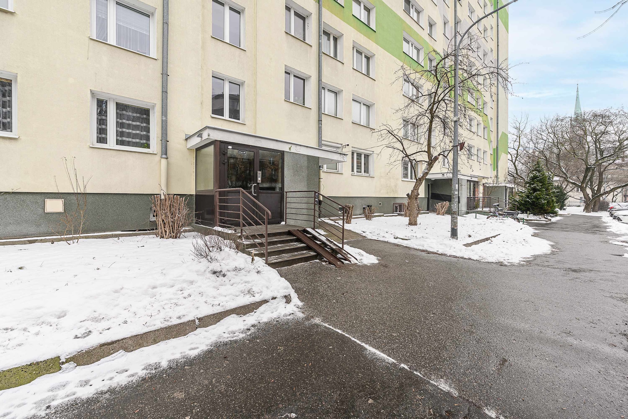 Exterior Winter