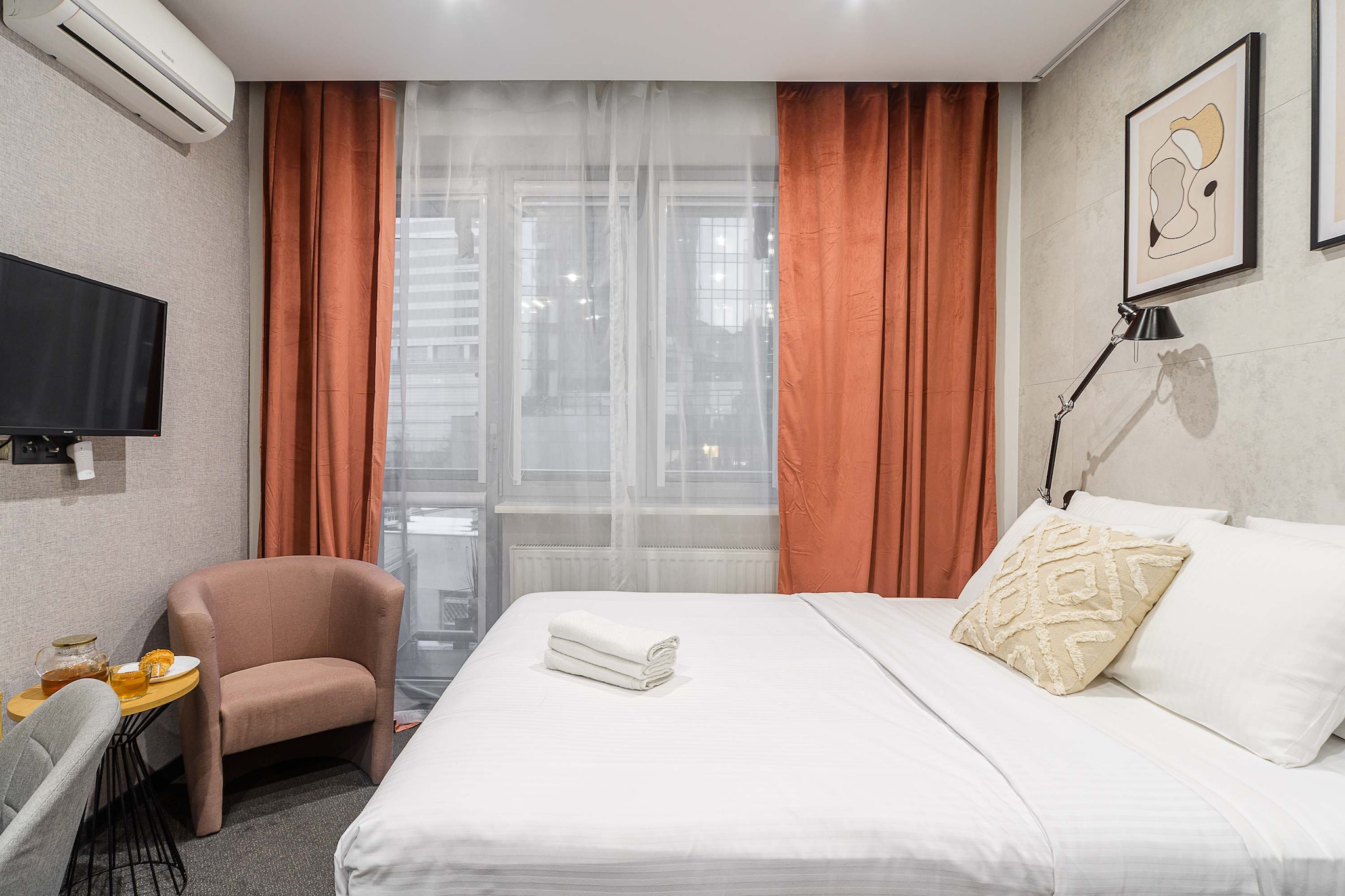 Bed Room