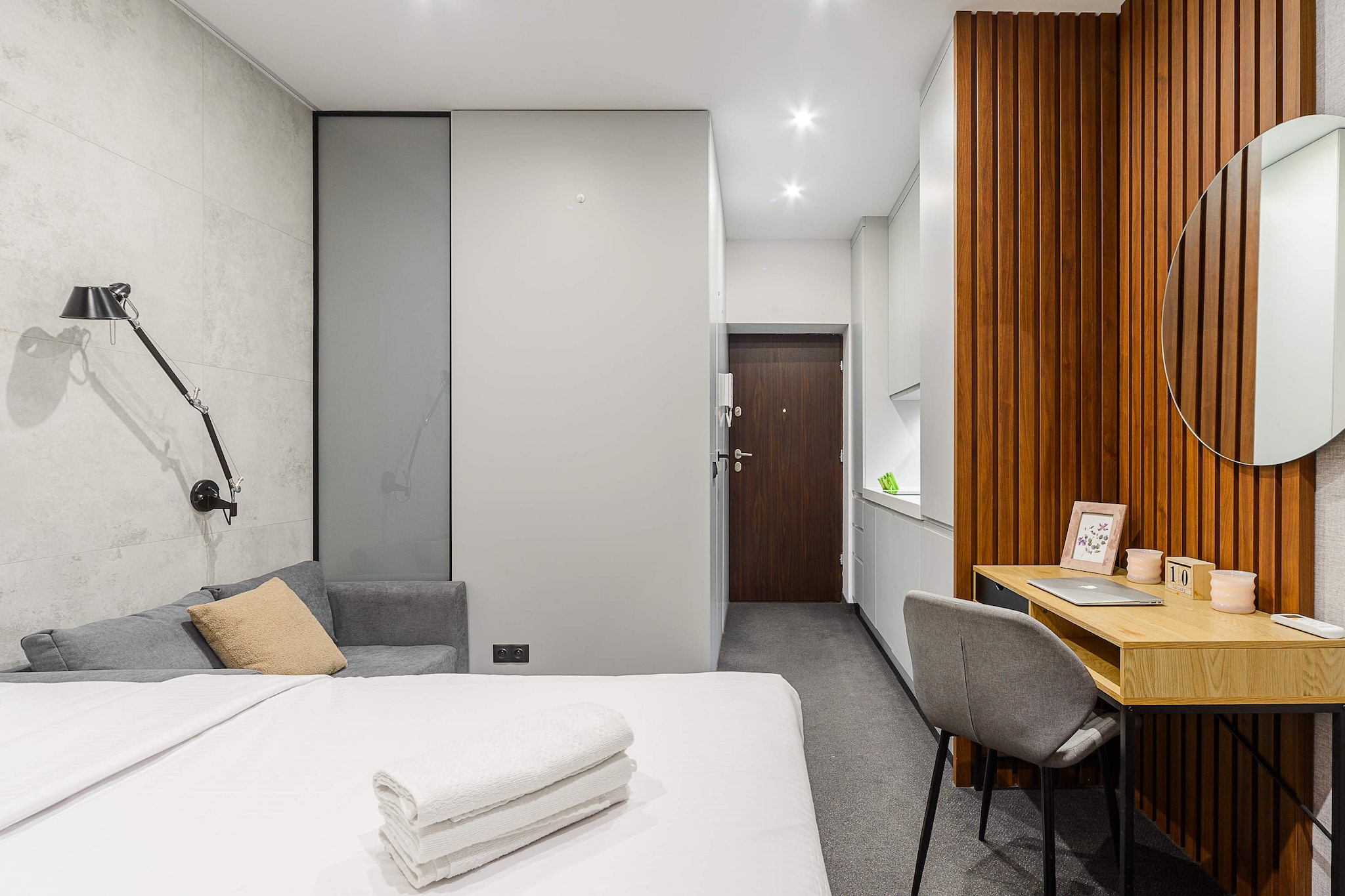 Bed Room