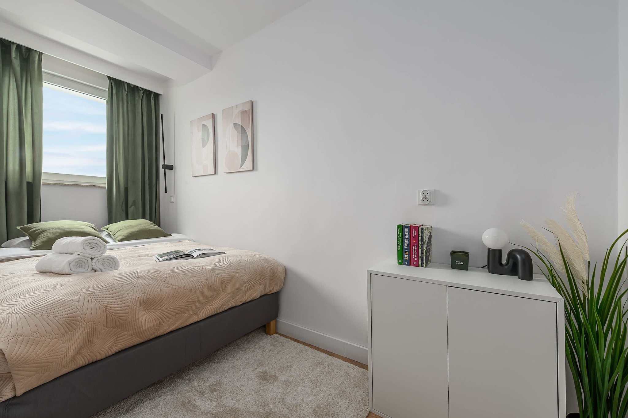 Bed Room