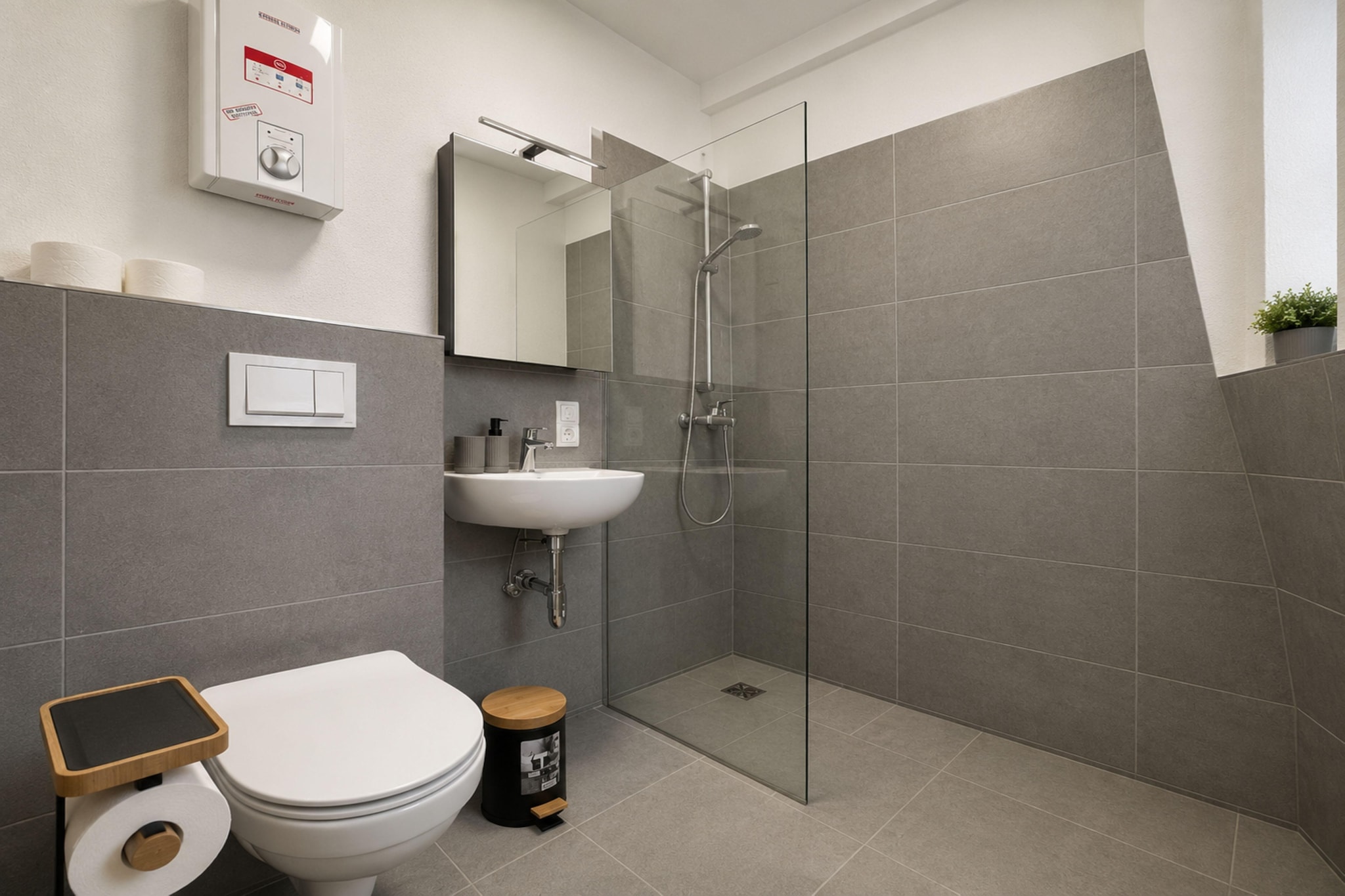Zum Rheinberg Braubach App4  Etage 2 _ 2 P - Bathroom