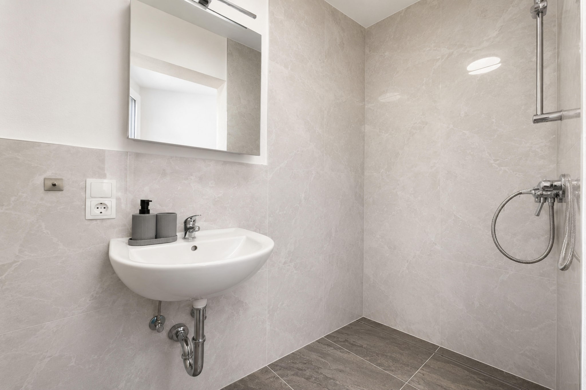 Zum Rheinberg Braubach App 5 Etage 2 _ 6 P - Bathroom