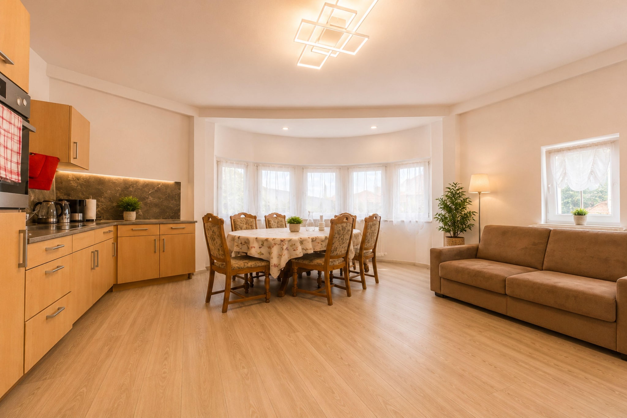 Zum Rheinberg Braubach App 7 Etage 3 _ 6 P - Dining room