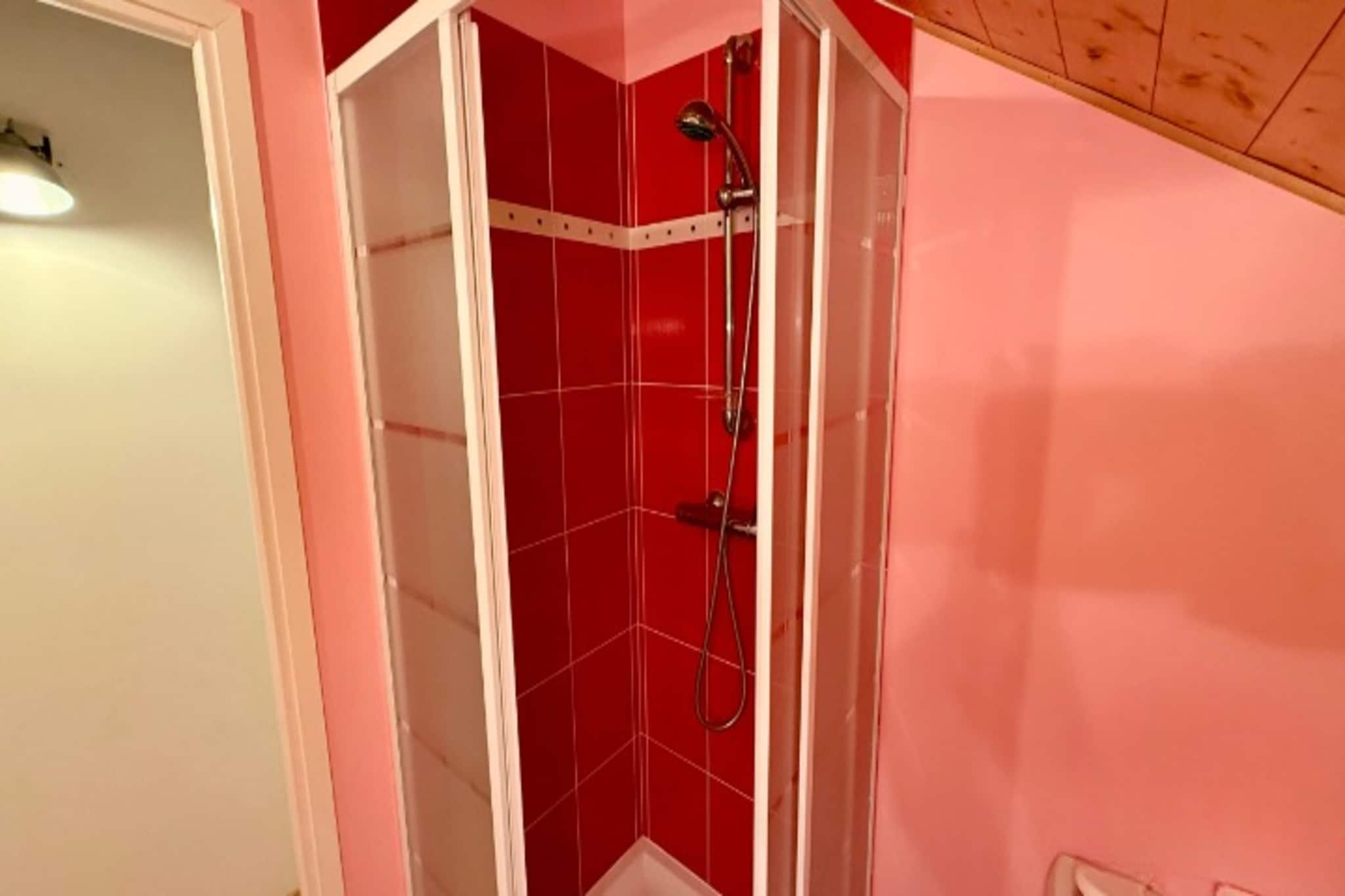 La Pergola Le Mont Dore 6pers - Badkamer