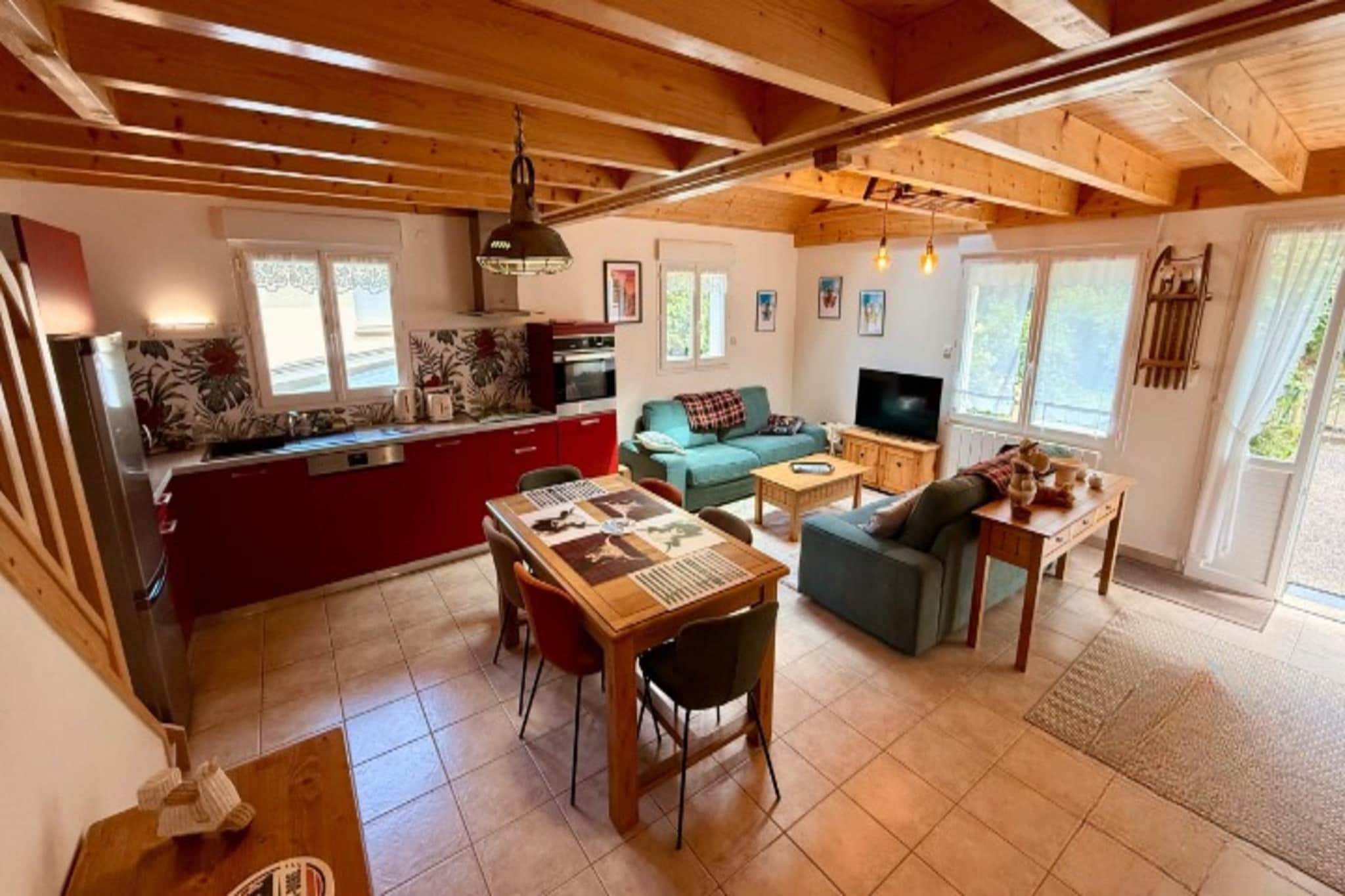 La Pergola Le Mont Dore 6pers - Eetkamer