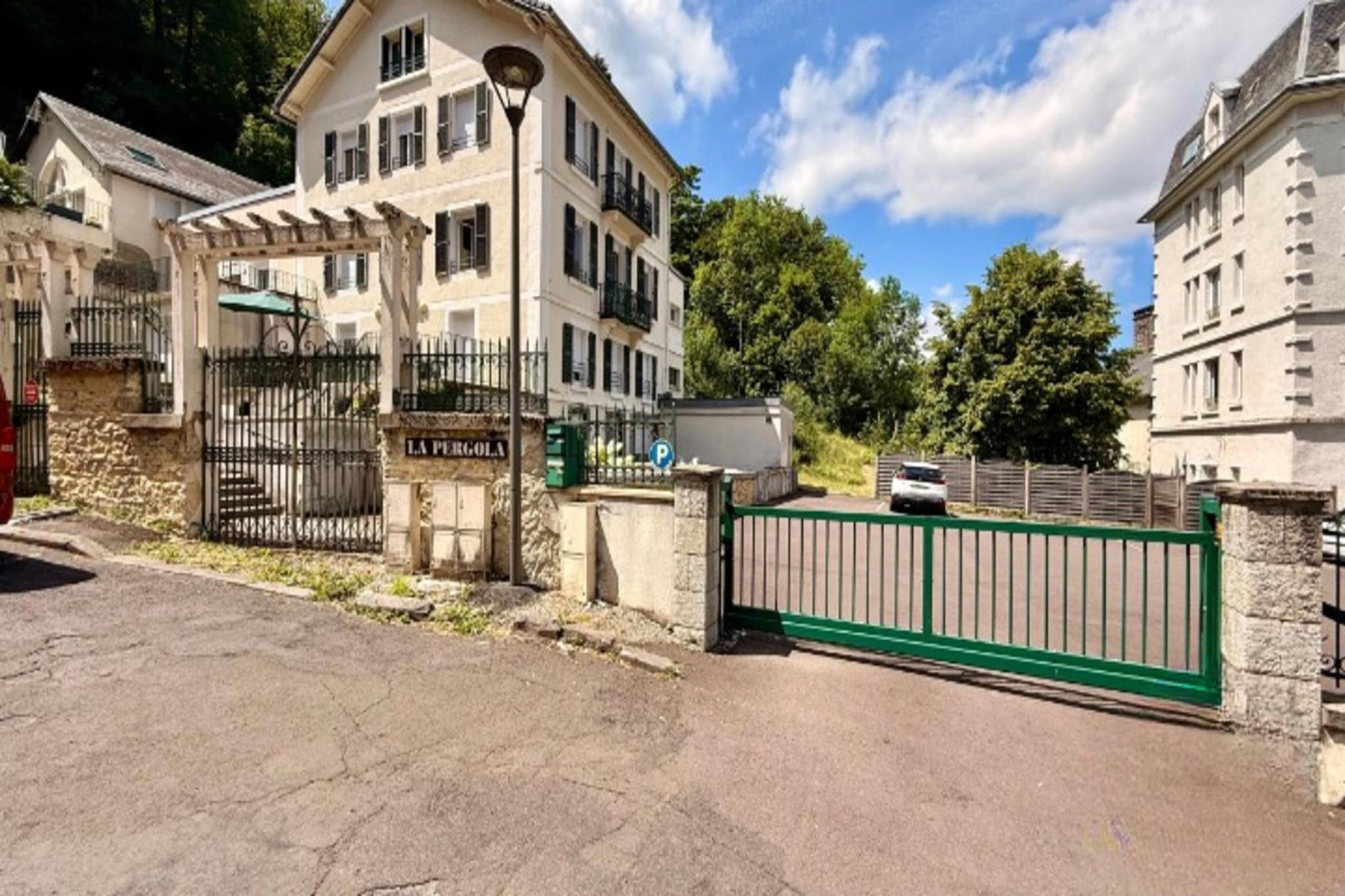 La Pergola Le Mont Dore 6pers