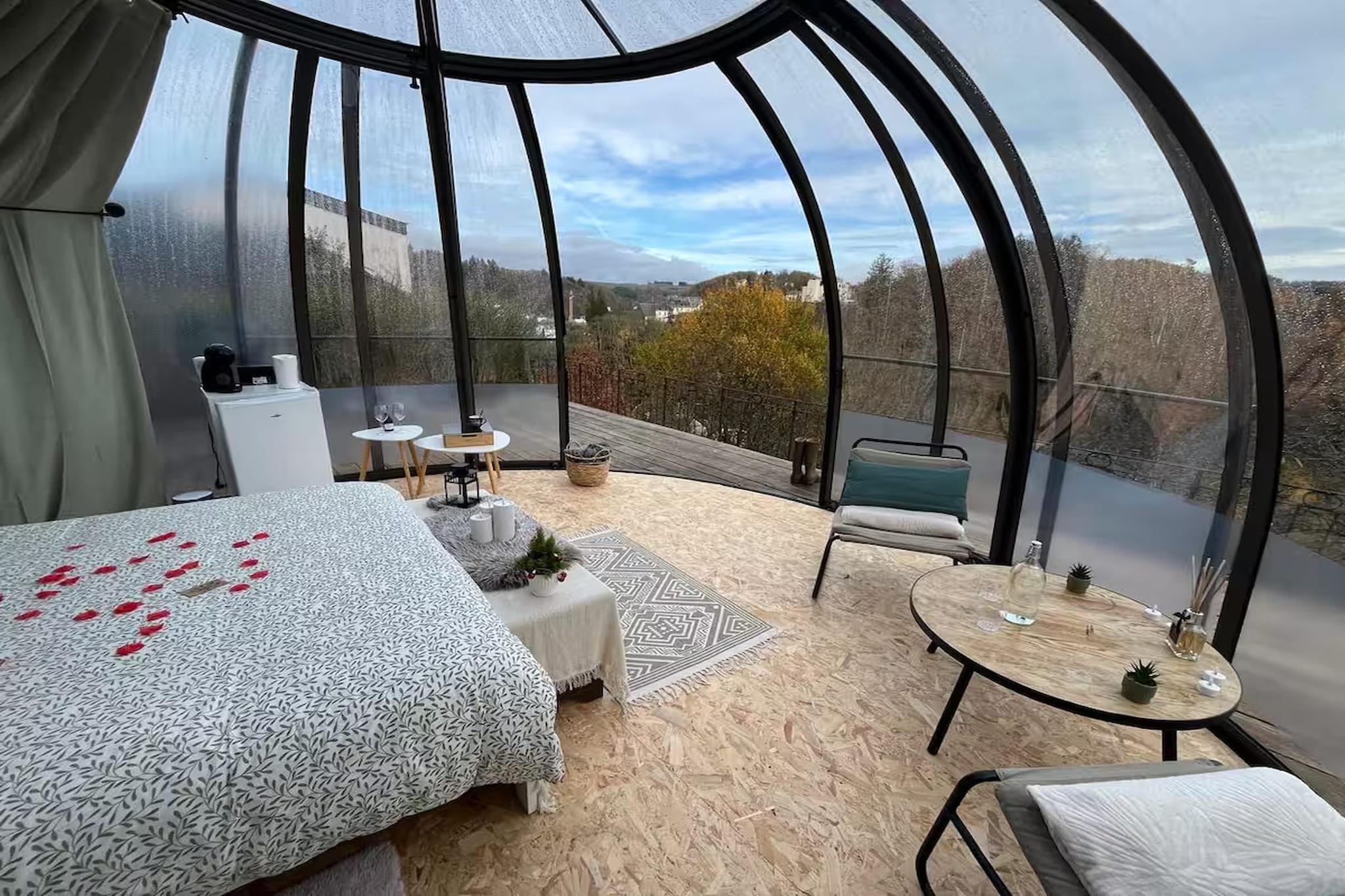 Glass Dome - Schlafzimmer