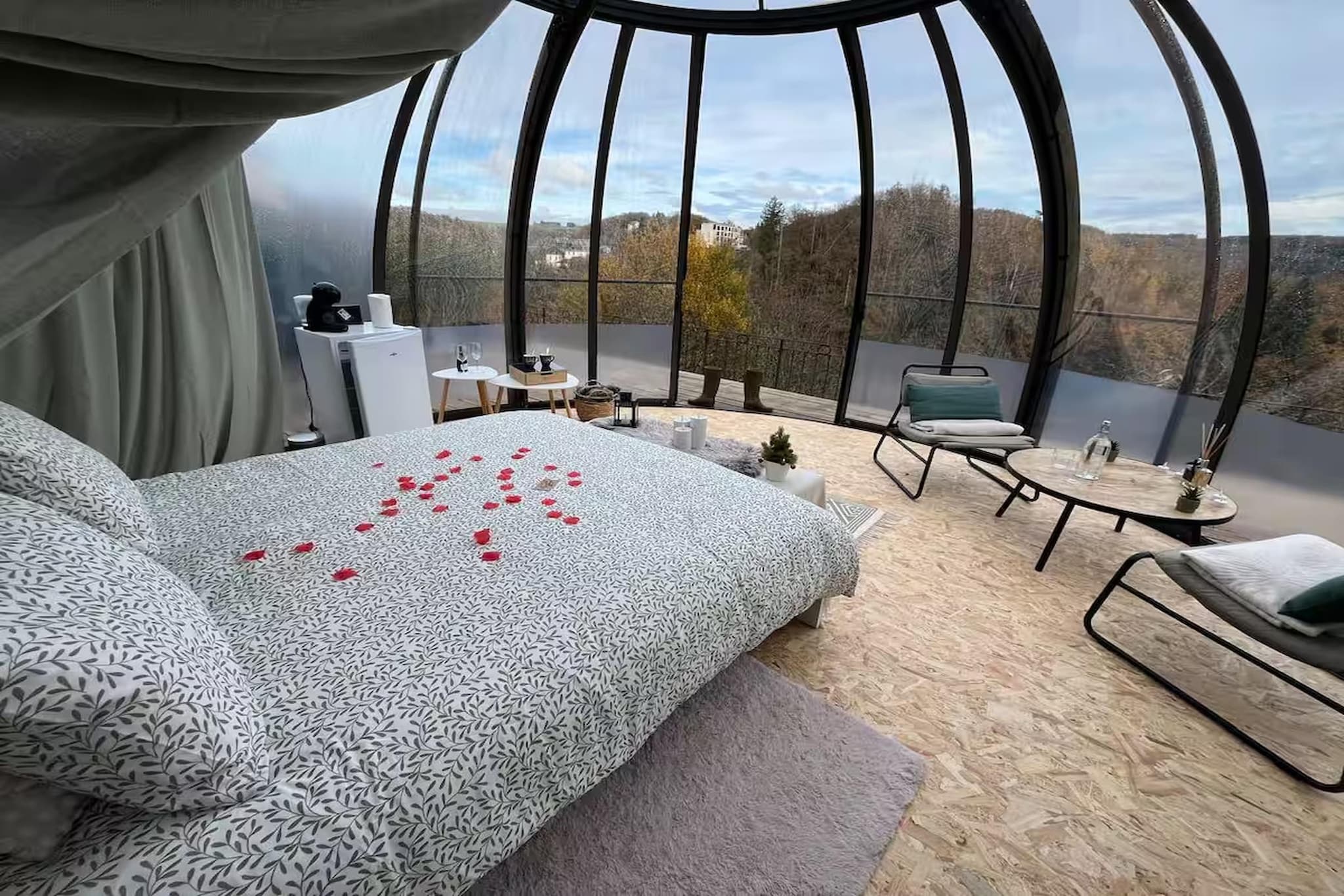 Glass Dome - Schlafzimmer