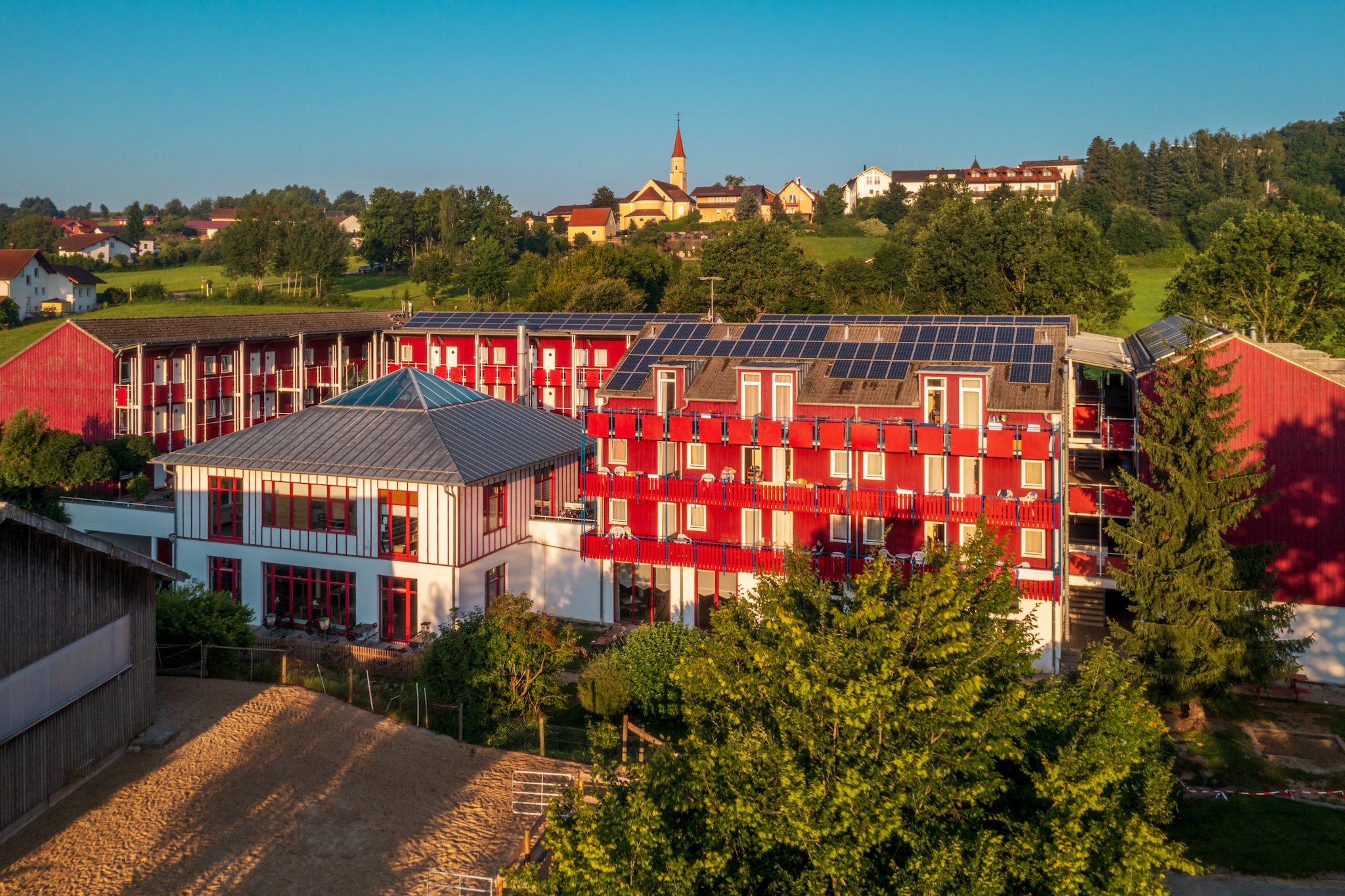 Reiterhof Runding - 2 Raum App - Außenbereich Sommer