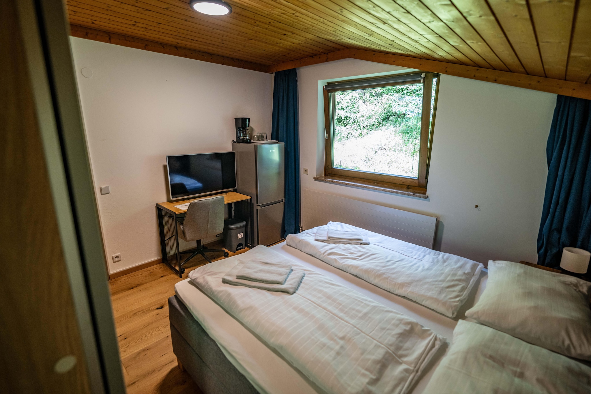 4 Doppelzimmer - TONY NAOMI LOU & TAMARA - Slaapkamer