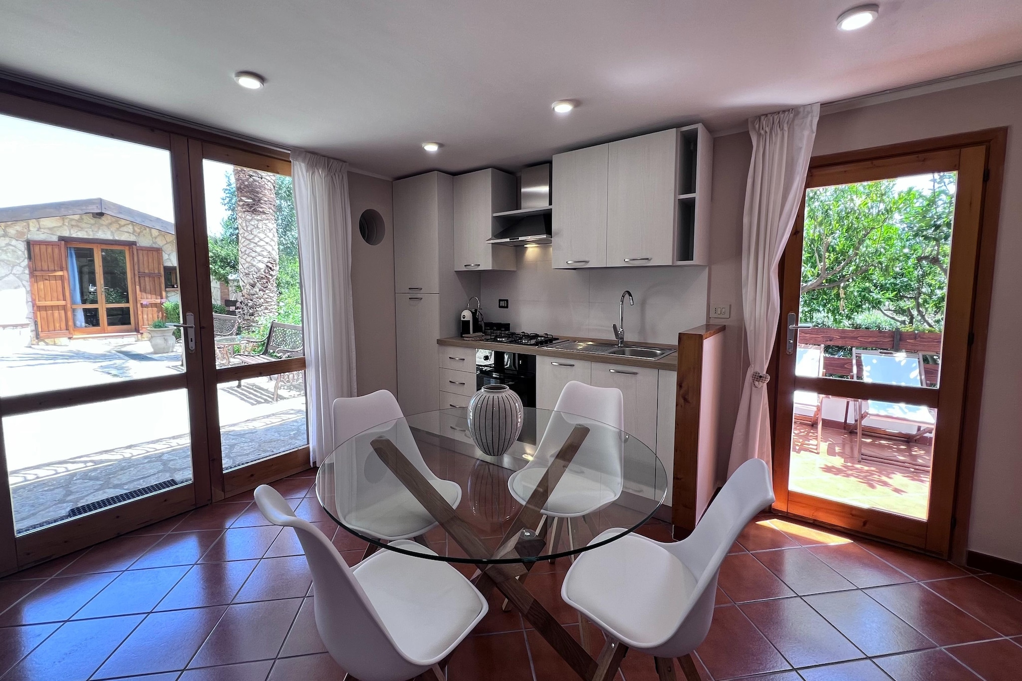 Patrizia Edera 4 - Dining room