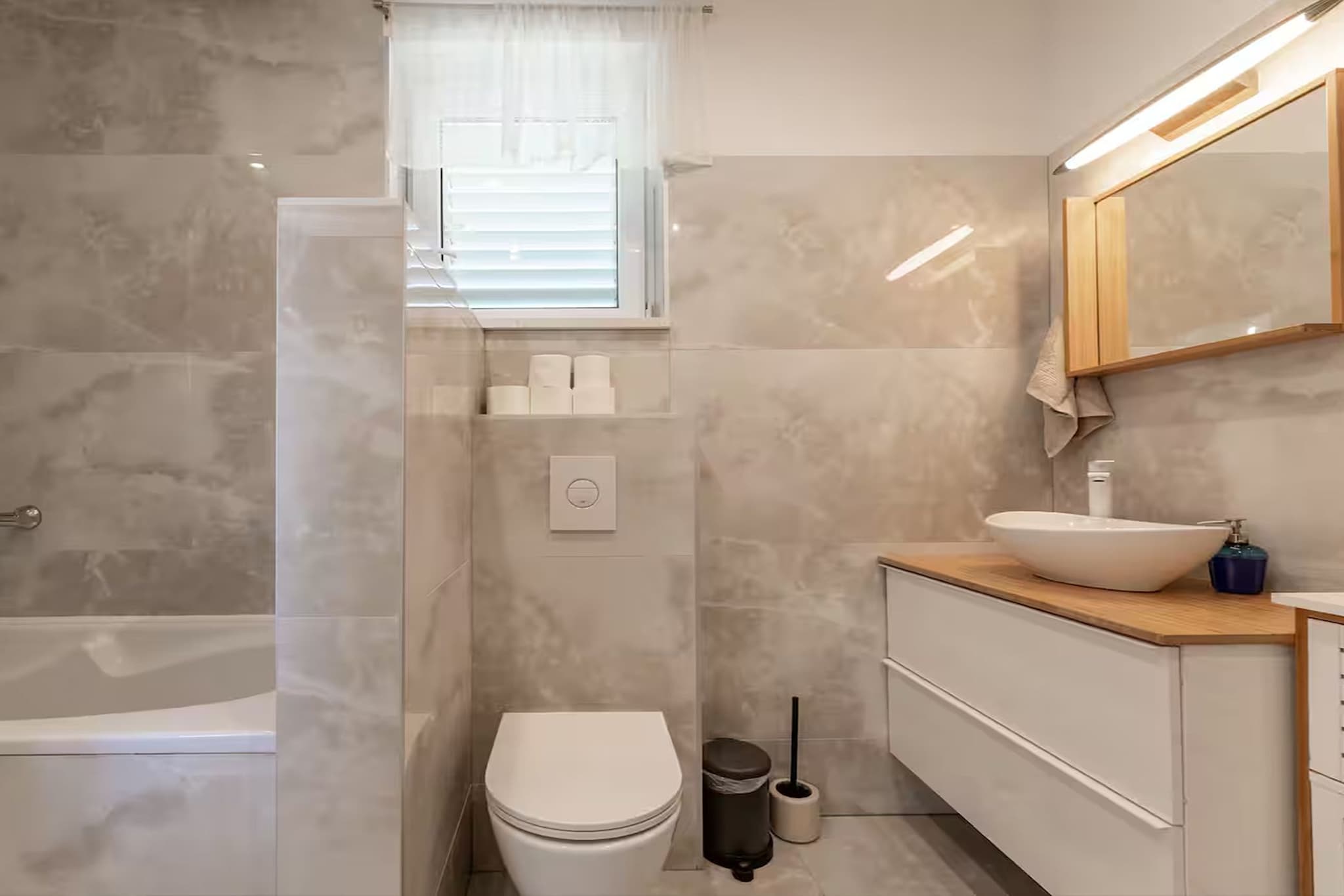 Deluxe apartment Marghareta - Three Bedroom Apartment with  Sea View and Terrace - Badkamer