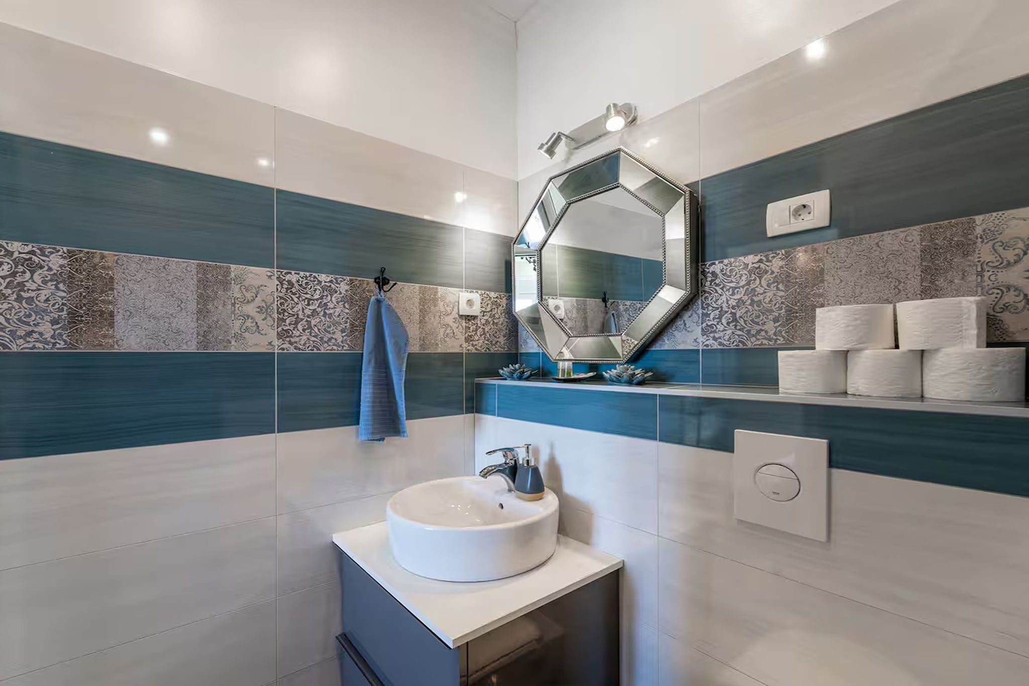 Deluxe apartment Marghareta - Three Bedroom Apartment with  Sea View and Terrace - Badkamer