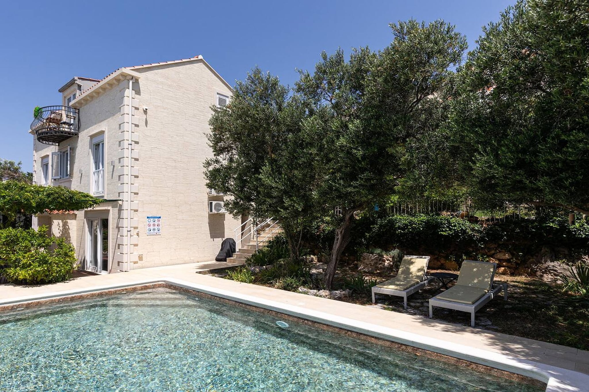 Deluxe apartment Marghareta - Three Bedroom Apartment with  Sea View and Terrace - Zwembad