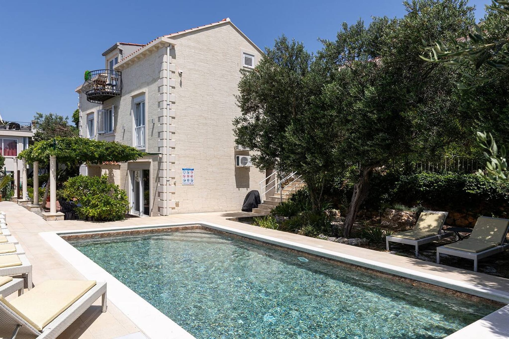 Deluxe apartment Marghareta - Three Bedroom Apartment with  Sea View and Terrace - Zwembad