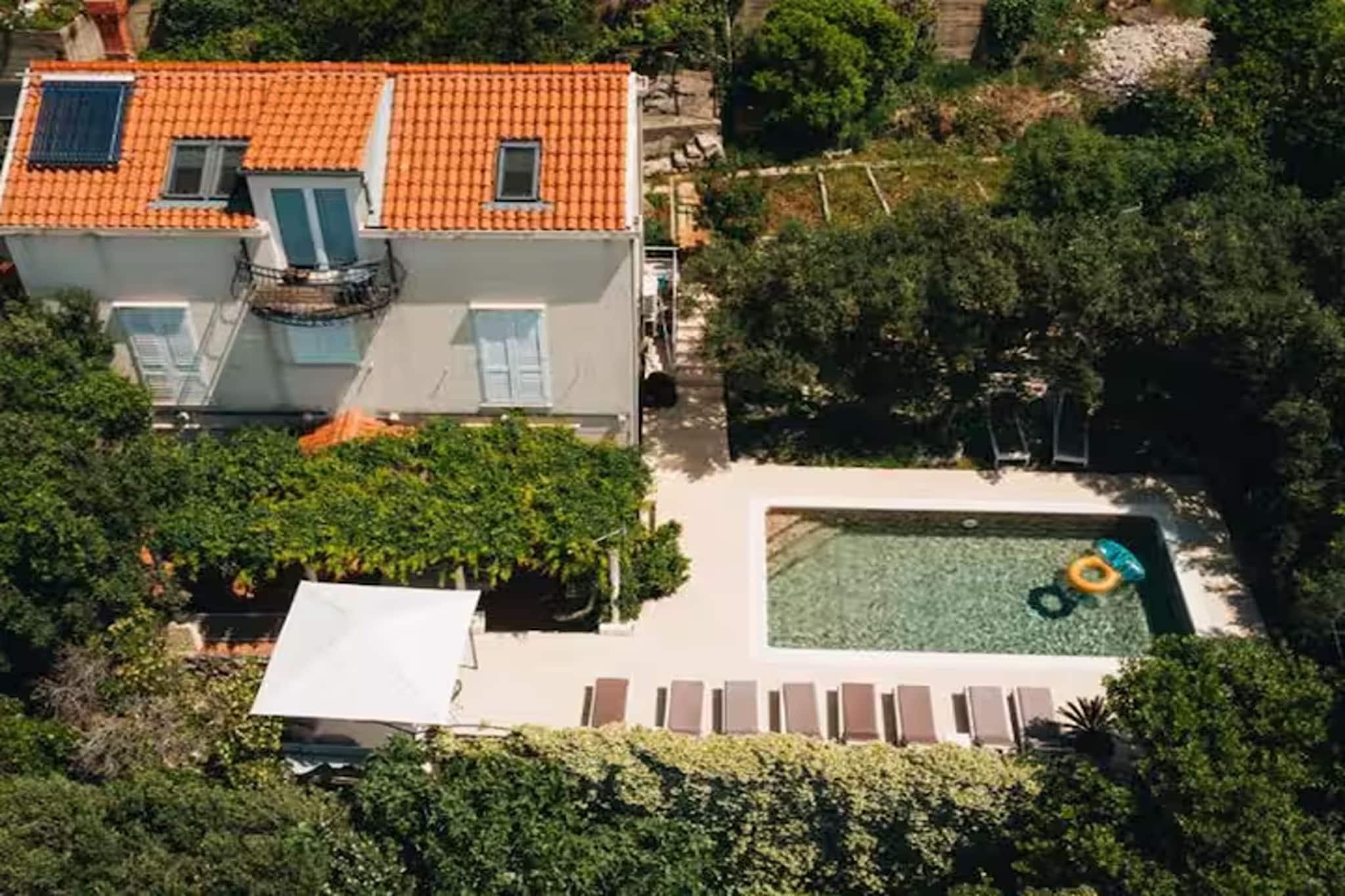 Deluxe apartment Marghareta - Three Bedroom Apartment with  Sea View and Terrace - Uitzicht