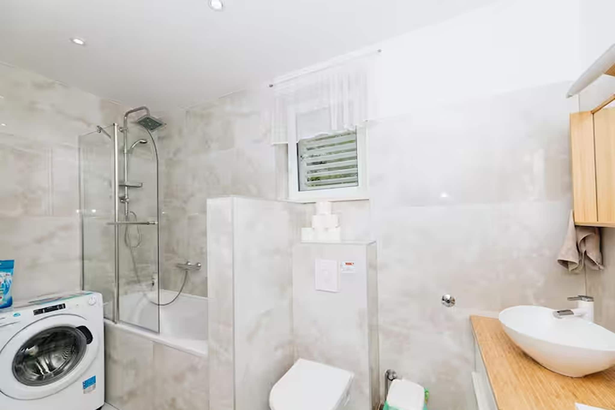 Deluxe apartment Marghareta - Three Bedroom Apartment with  Sea View and Terrace - Badkamer