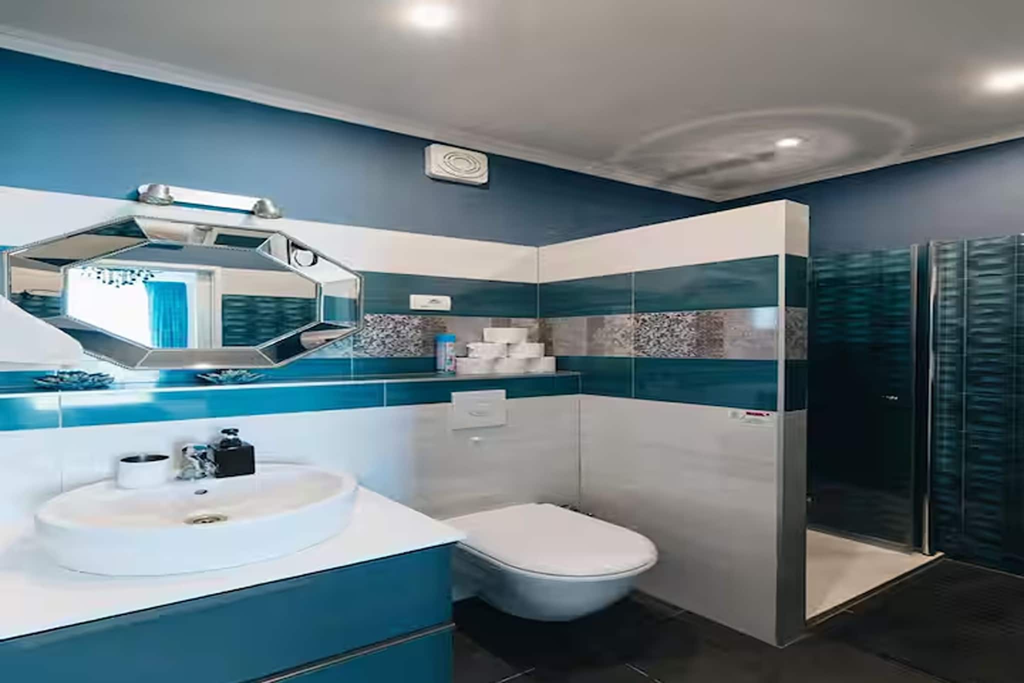 Deluxe apartment Marghareta - Three Bedroom Apartment with  Sea View and Terrace - Badkamer