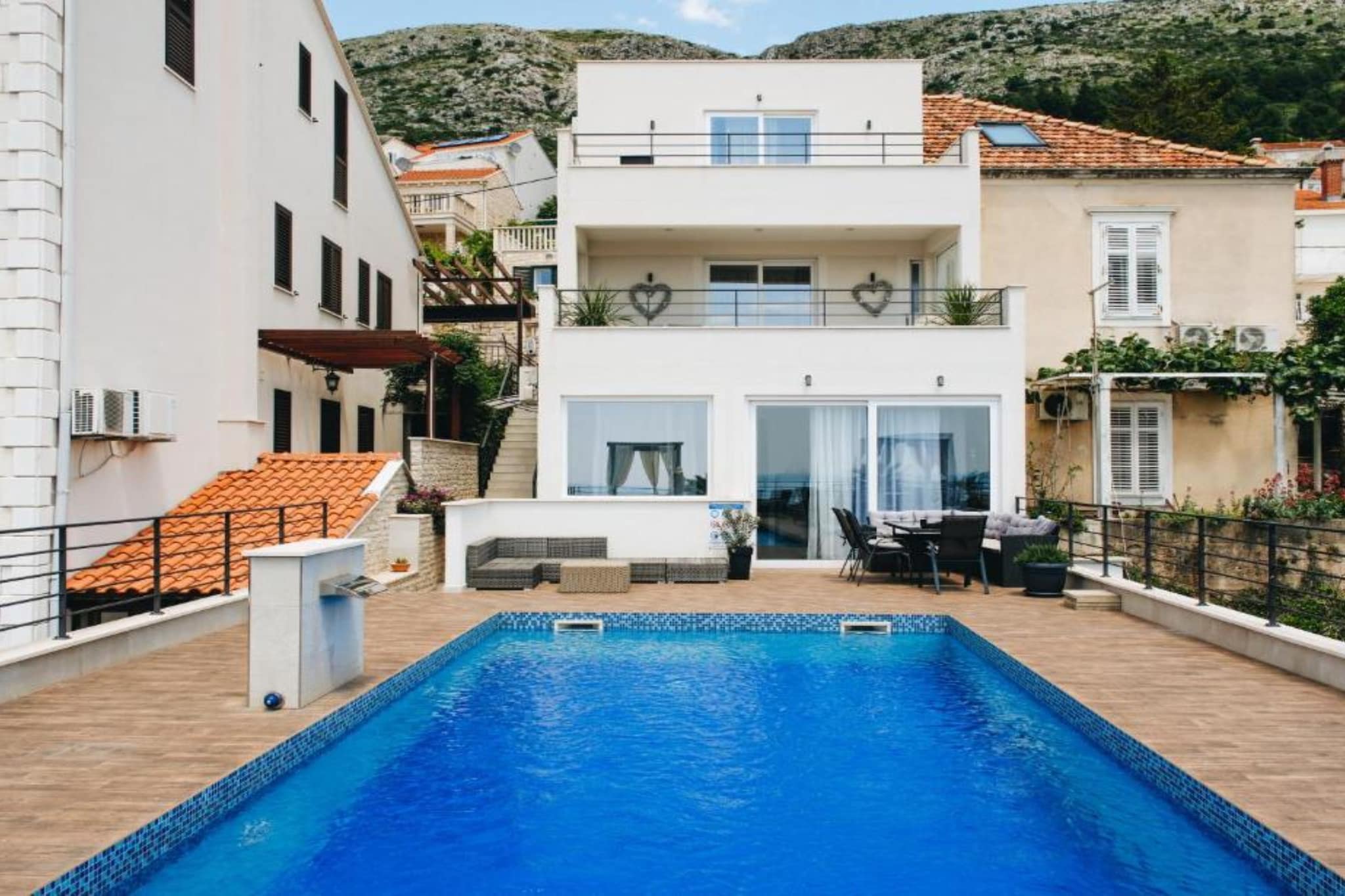 Residence Apartment Marghareta No. 2 - Three Bedroom Apartment  with Balcony - Piscine