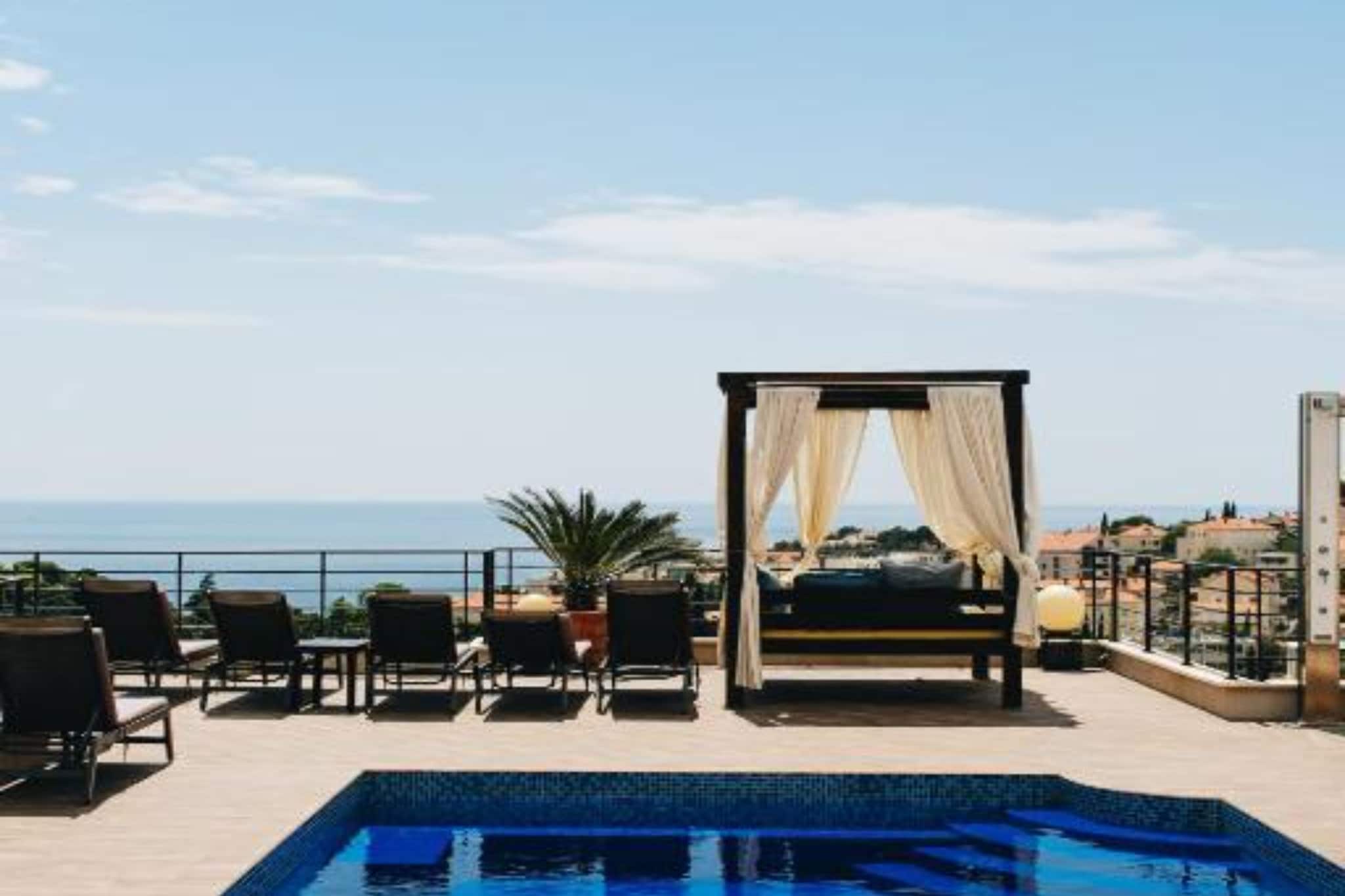 Residence Apartment Marghareta No. 2 - Three Bedroom Apartment  with Balcony - Piscine