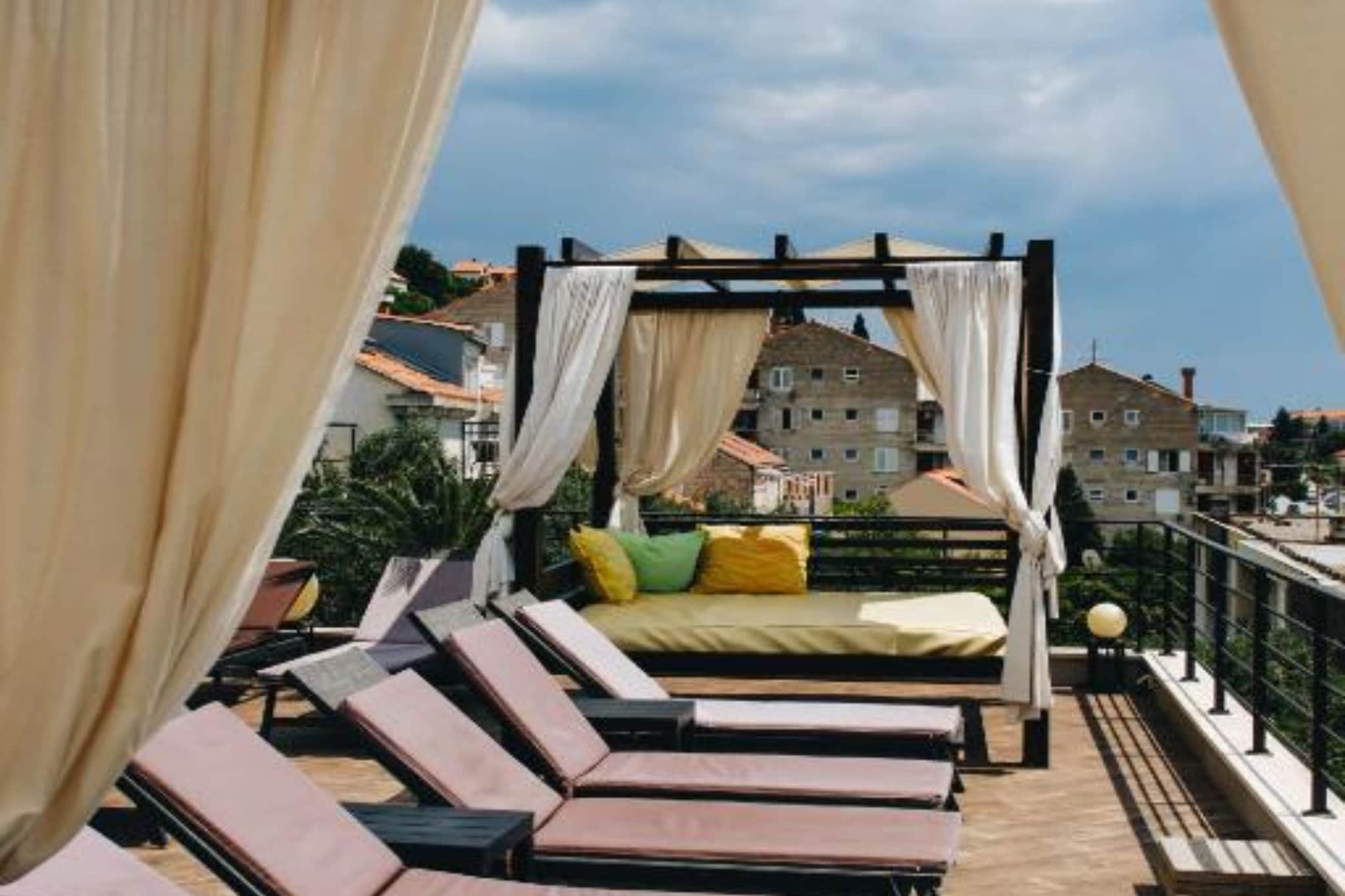 Residence Apartment Marghareta No. 2 - Three Bedroom Apartment  with Balcony - Piscine