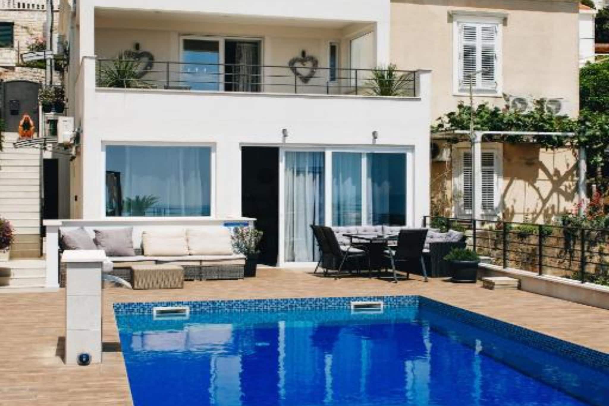 Residence Apartment Marghareta No. 1 with Sea View - Two Bedroom Apartment  with Sea View - Piscine