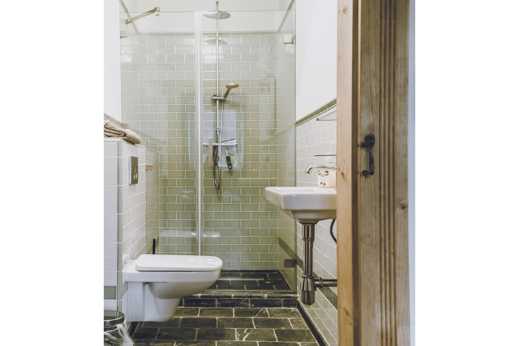 Apartment 4 - River - Bathroom
