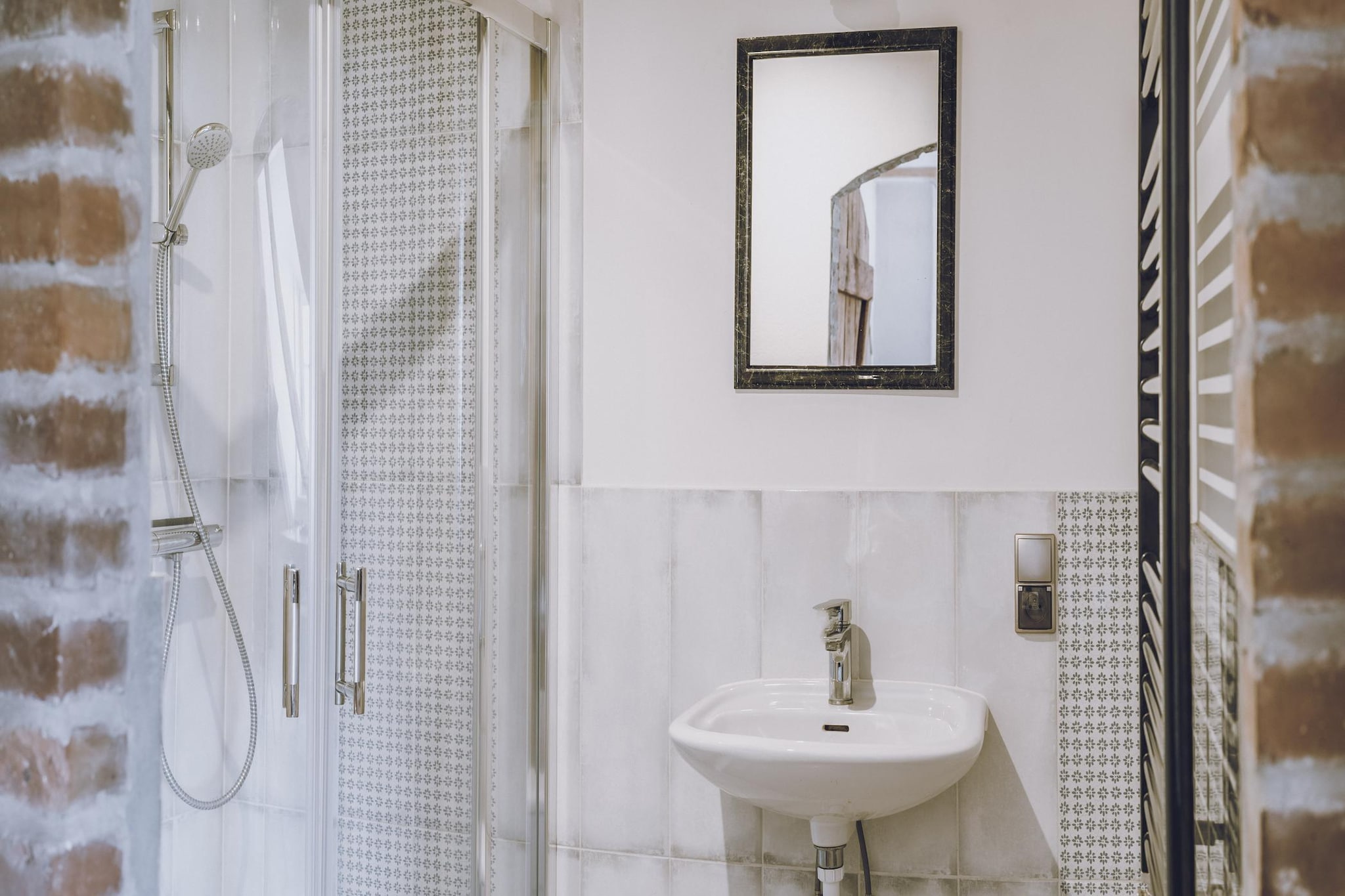 Apartment 9 - Swallow - Bathroom