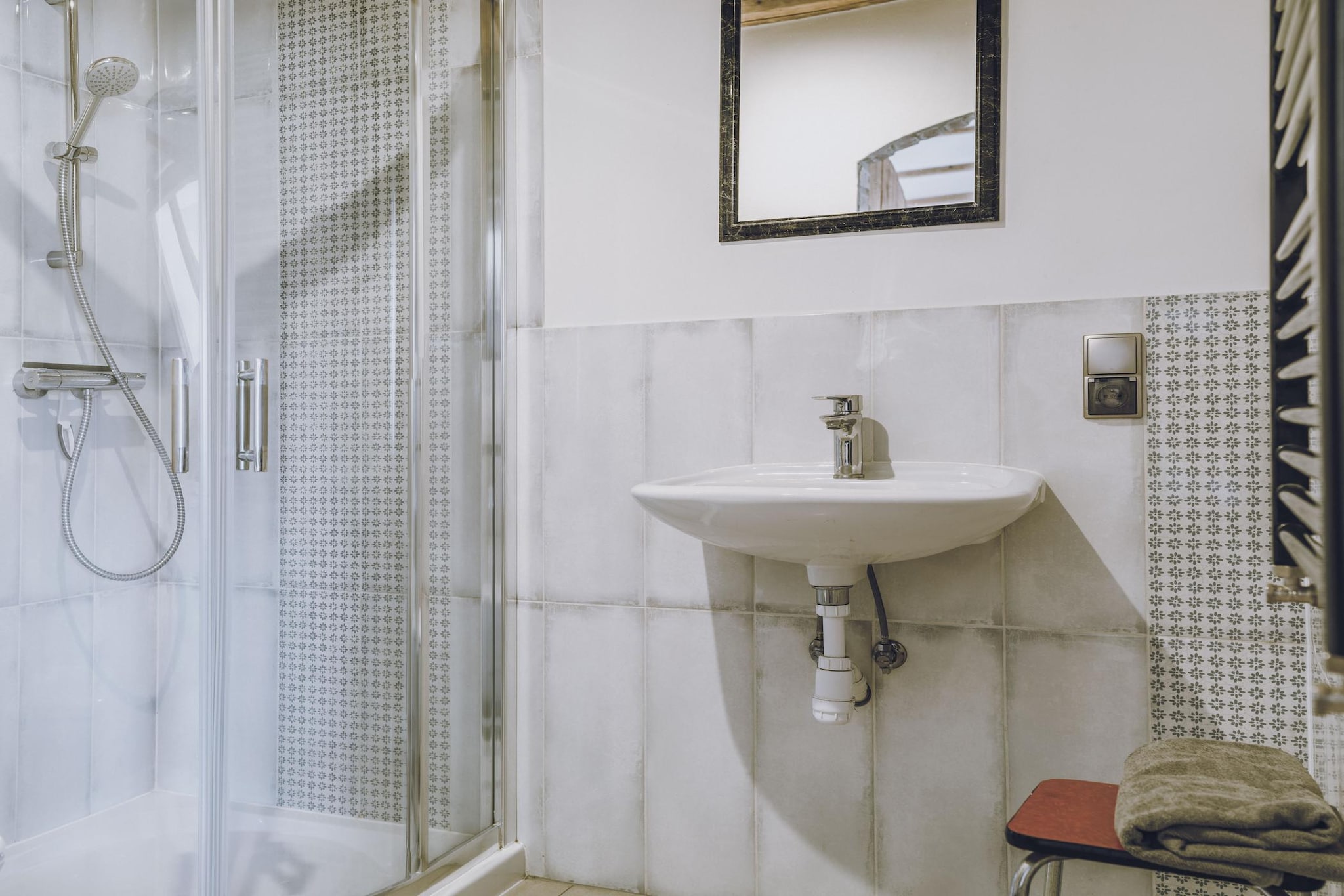 Apartment 9 - Swallow - Bathroom