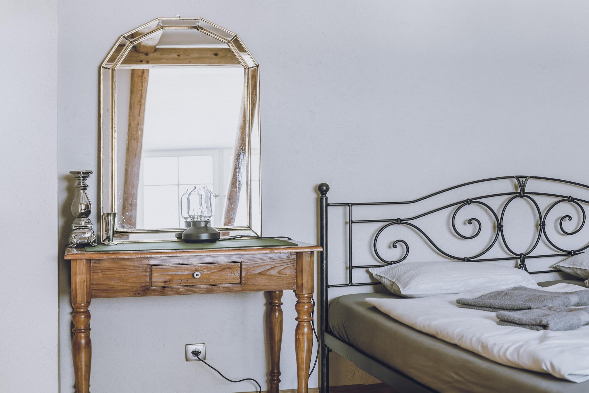 Apartment 9 - Swallow - Bedroom