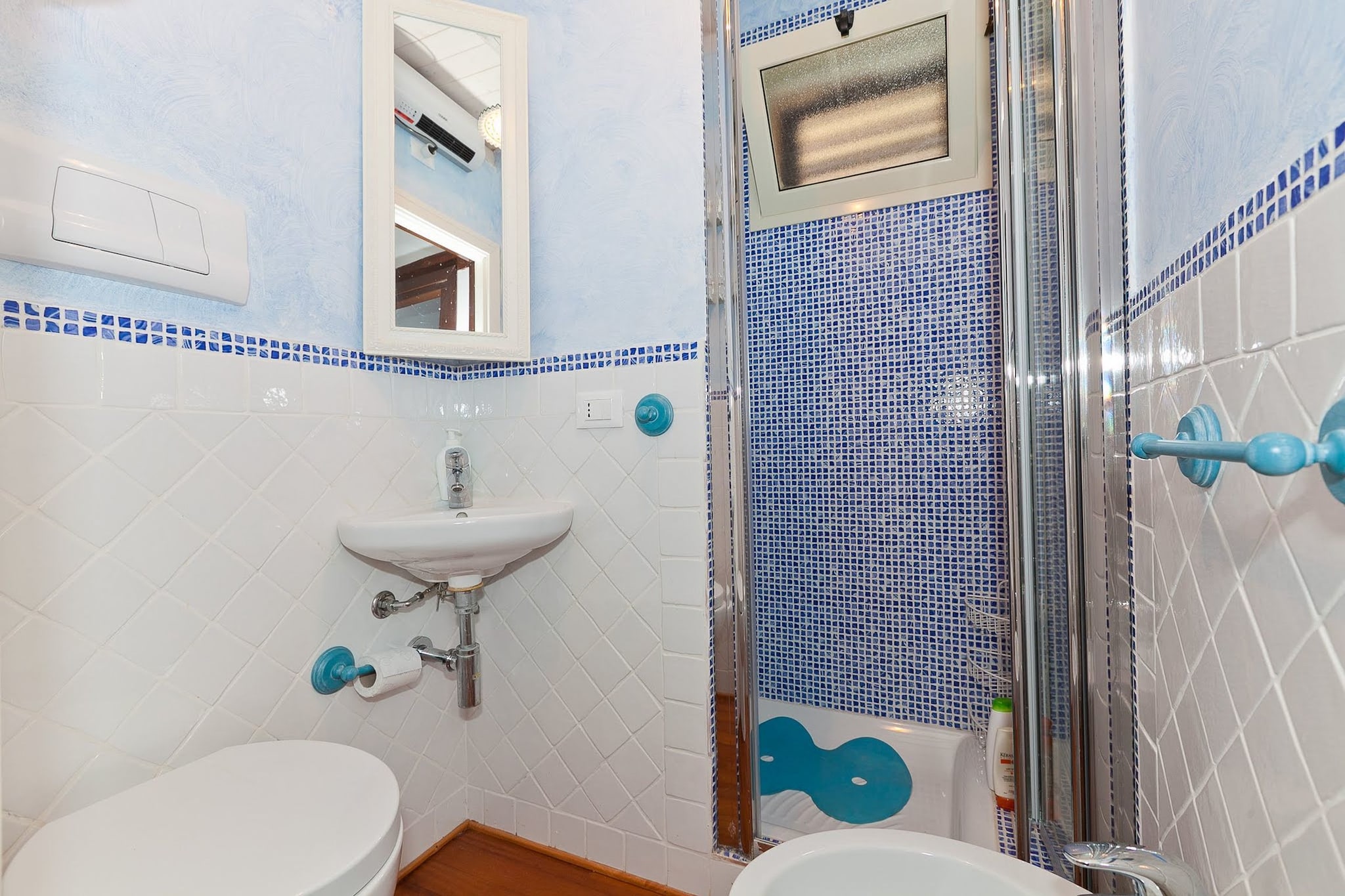 Tenute Aversa 11 - Badkamer
