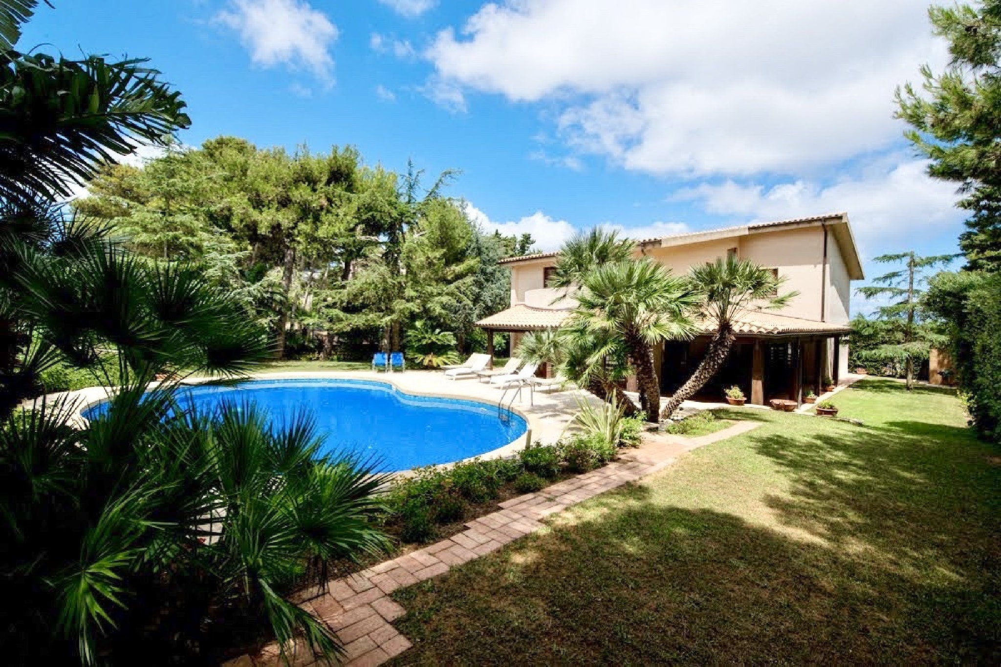 Villa Vittoria 9 - Buitenkant zomer