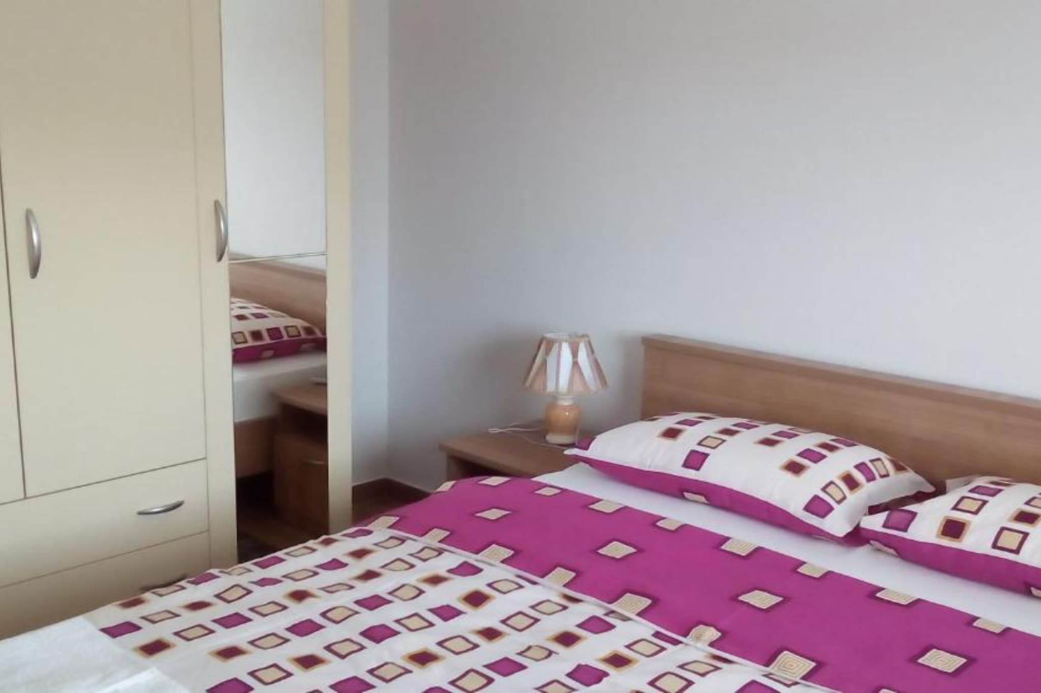 Andrea Adriatic Oasis Karlobag - Two Bedroom Apartment with Balcony and Garden View - Chambre