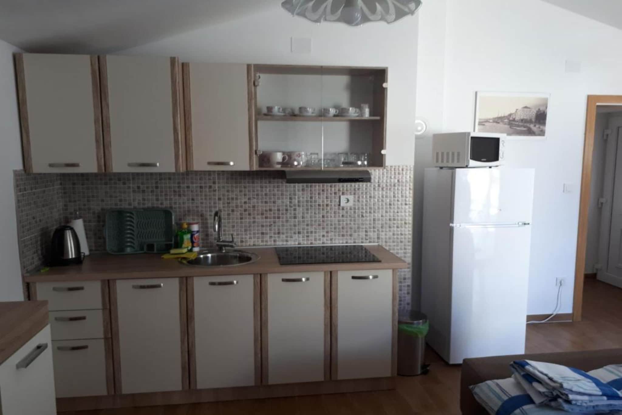 Andrea Adriatic Oasis Karlobag - Two Bedroom Apartment with Balcony and Garden View - Cuisine
