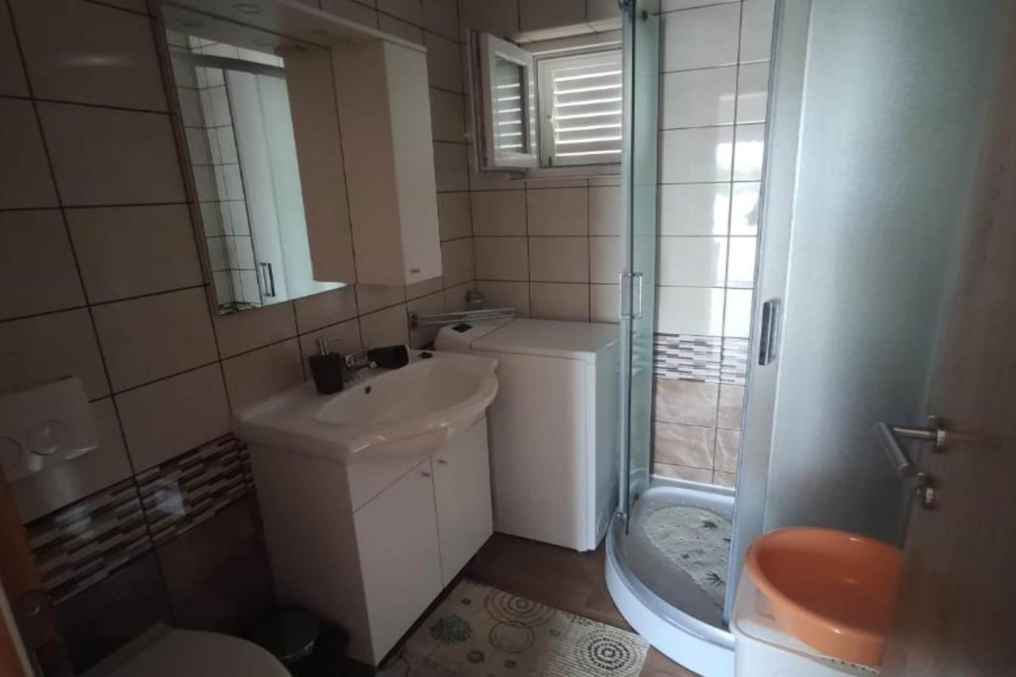 Andrea Adriatic Oasis Karlobag - Two Bedroom Apartment with Balcony and Garden View - Salle de bain